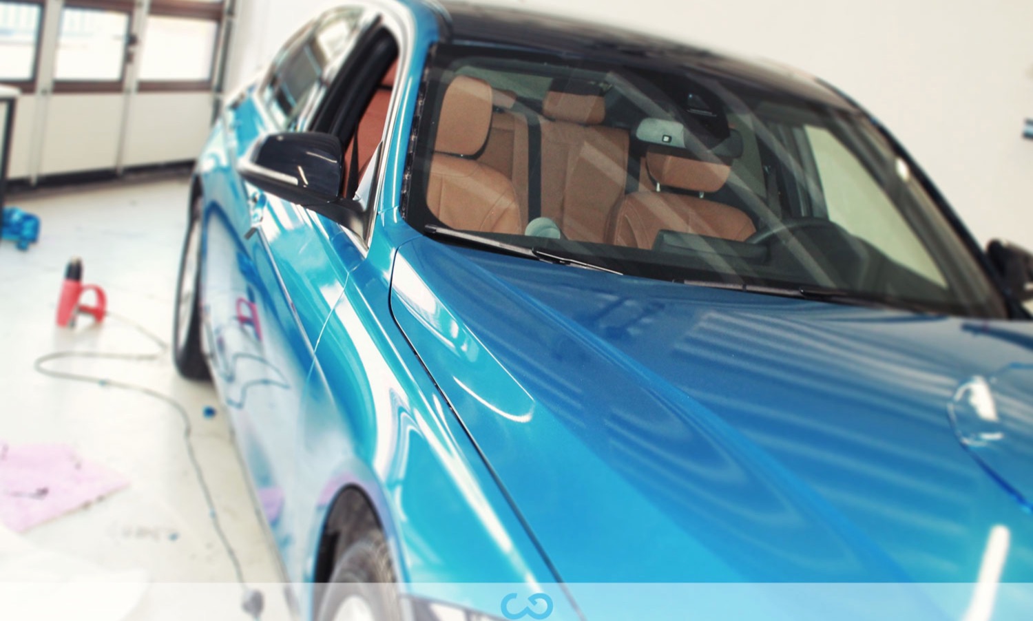 autofolierung-car-wrapping-11-vollfolierung-blau-metallic-bmw-3er-reihe-2013-12-24-6.jpg