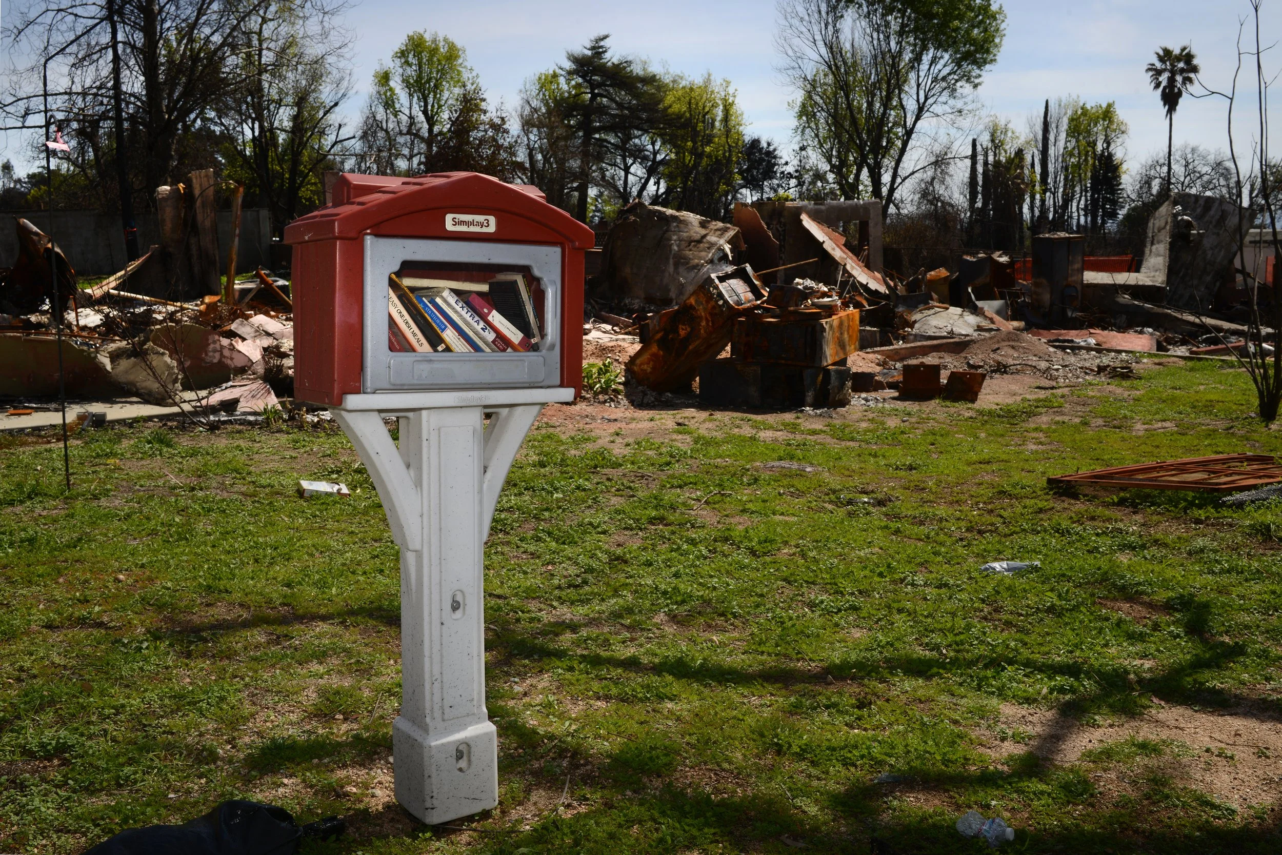 005DSC_0721rotSIZED copy.jpg