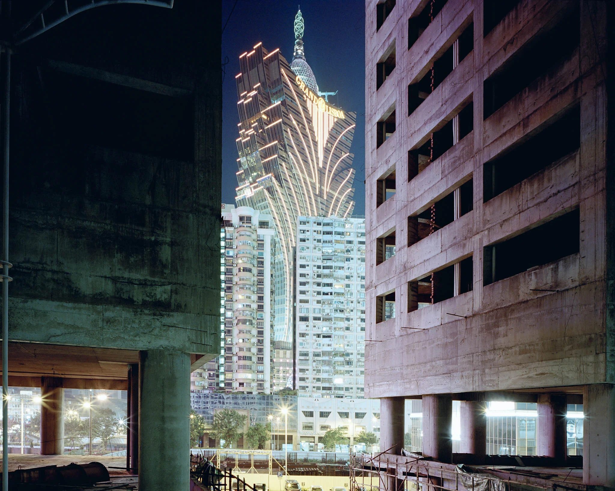 MAUCAU, 2008 42X53.jpg