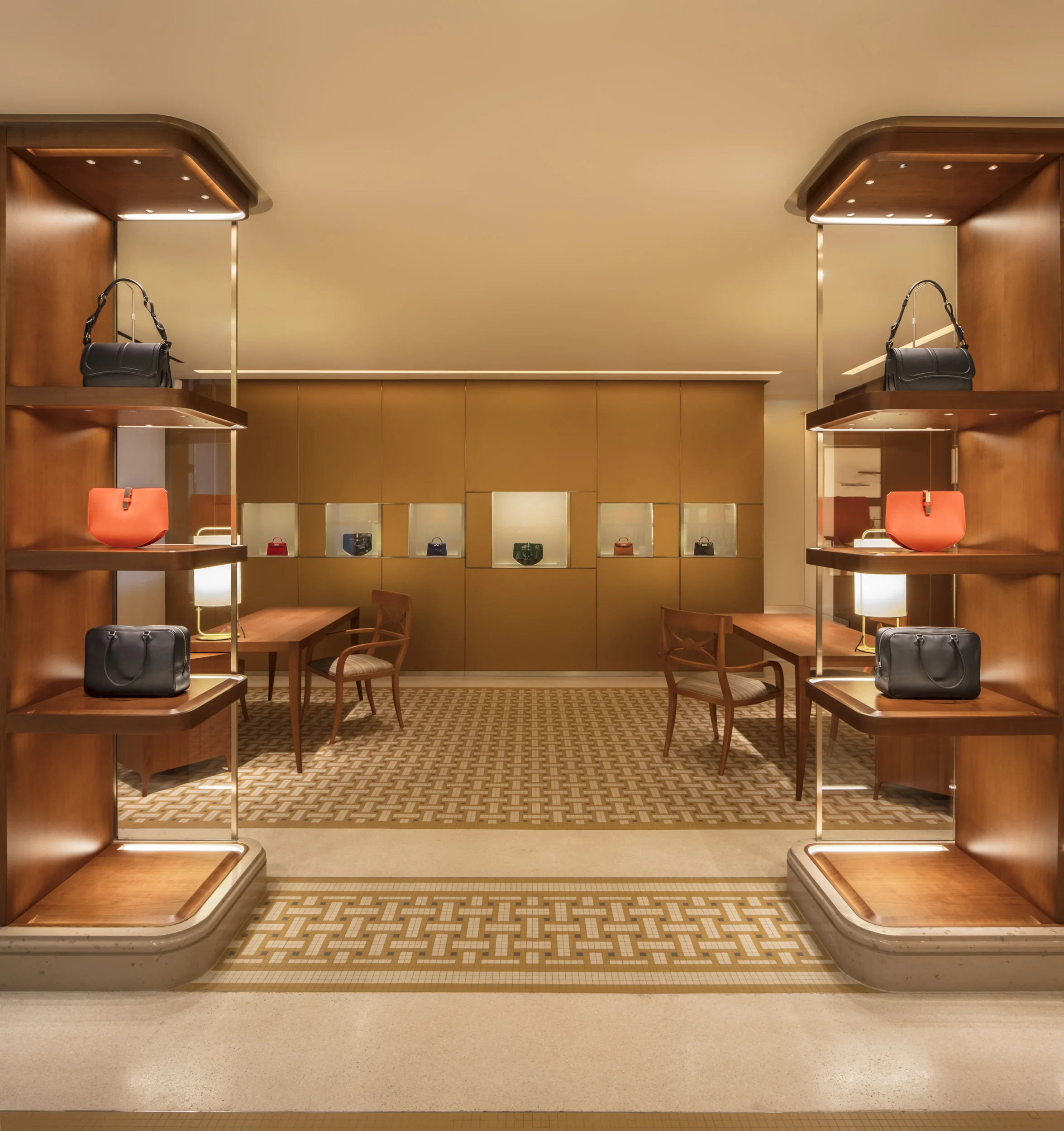 HERMES ESPACE CUIR A1.JPG