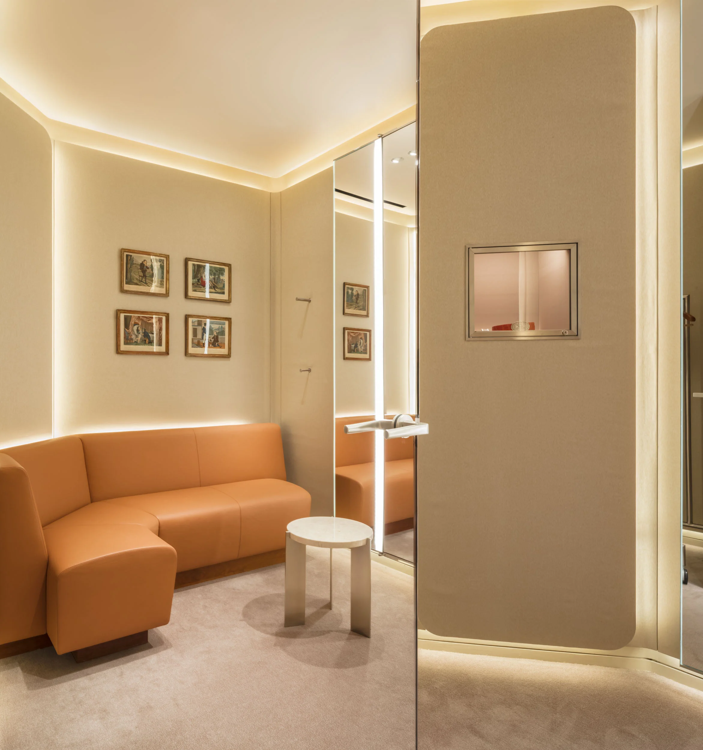 HERMES ESPACE FEMME A11.JPG