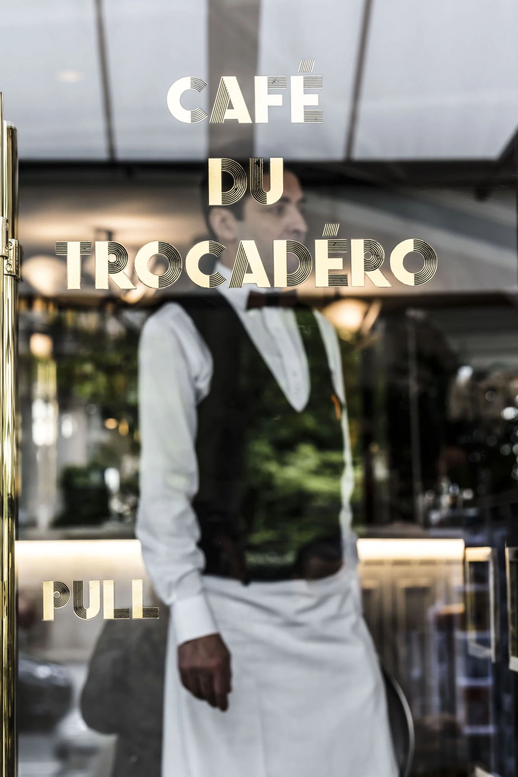 CAFE DU TROCADERO DETAILS A1.JPG