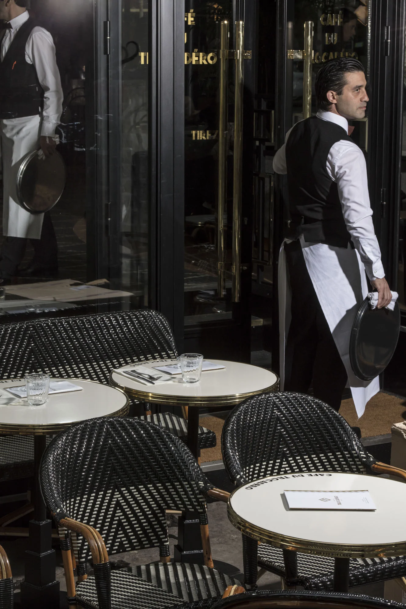 CAFE DU TROCADERO TERRASSE A4.JPG