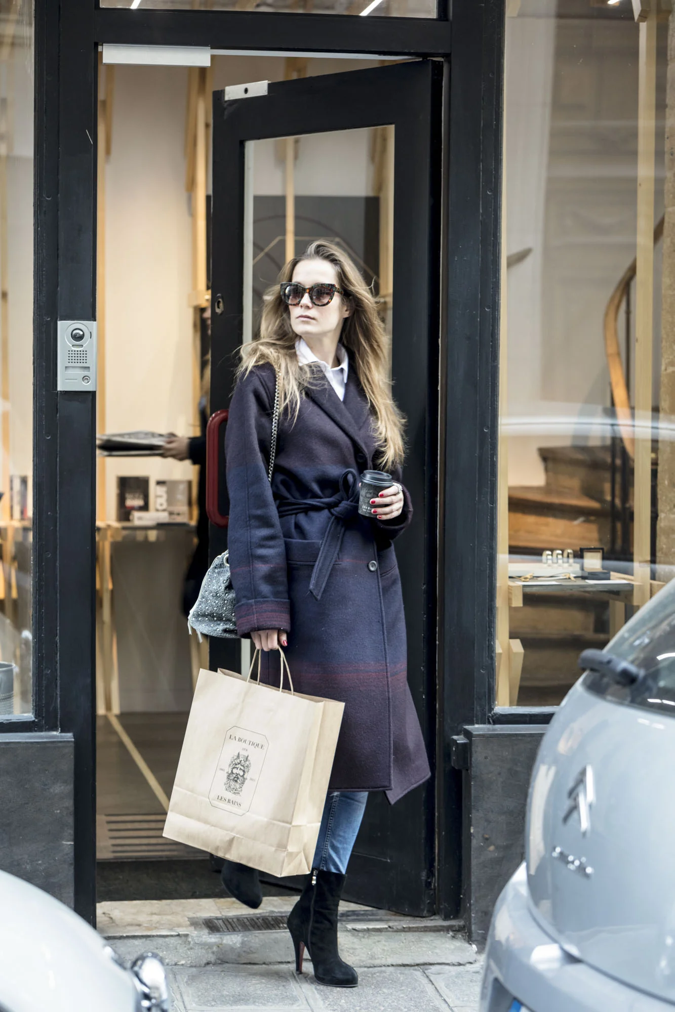 LES BAINS BOUTIQUE A6.JPG