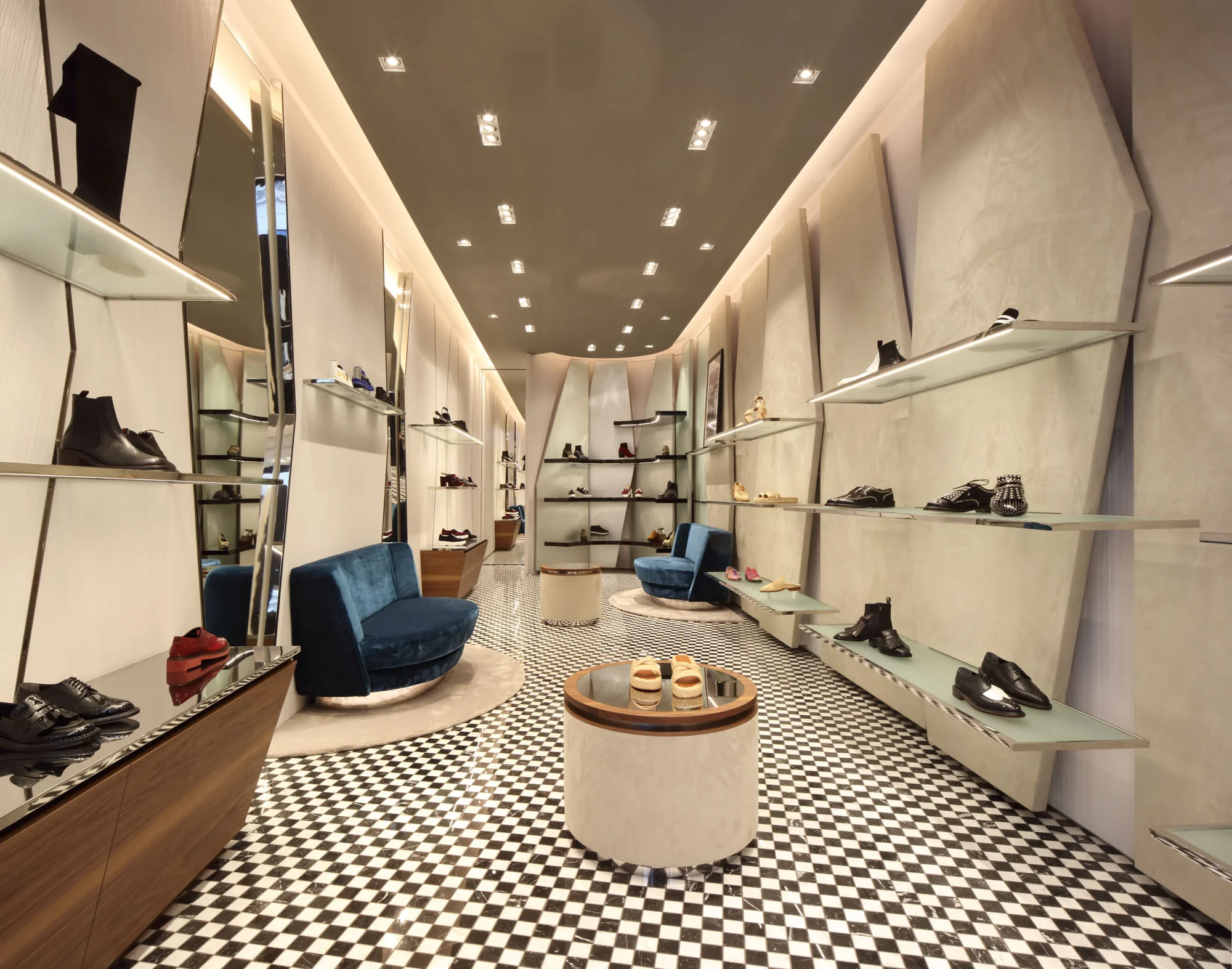 BOUTIQUE CLERGERIE ST-HONORE WIDE A1A.JPG