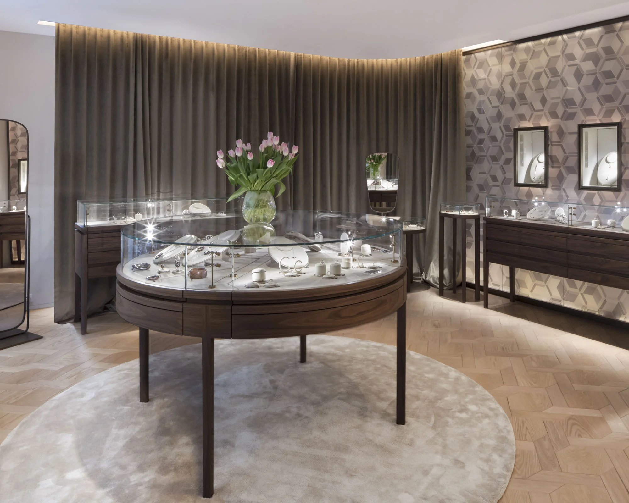 FLAGSHIP CHRISTOFLE PARIS_A8a.JPG