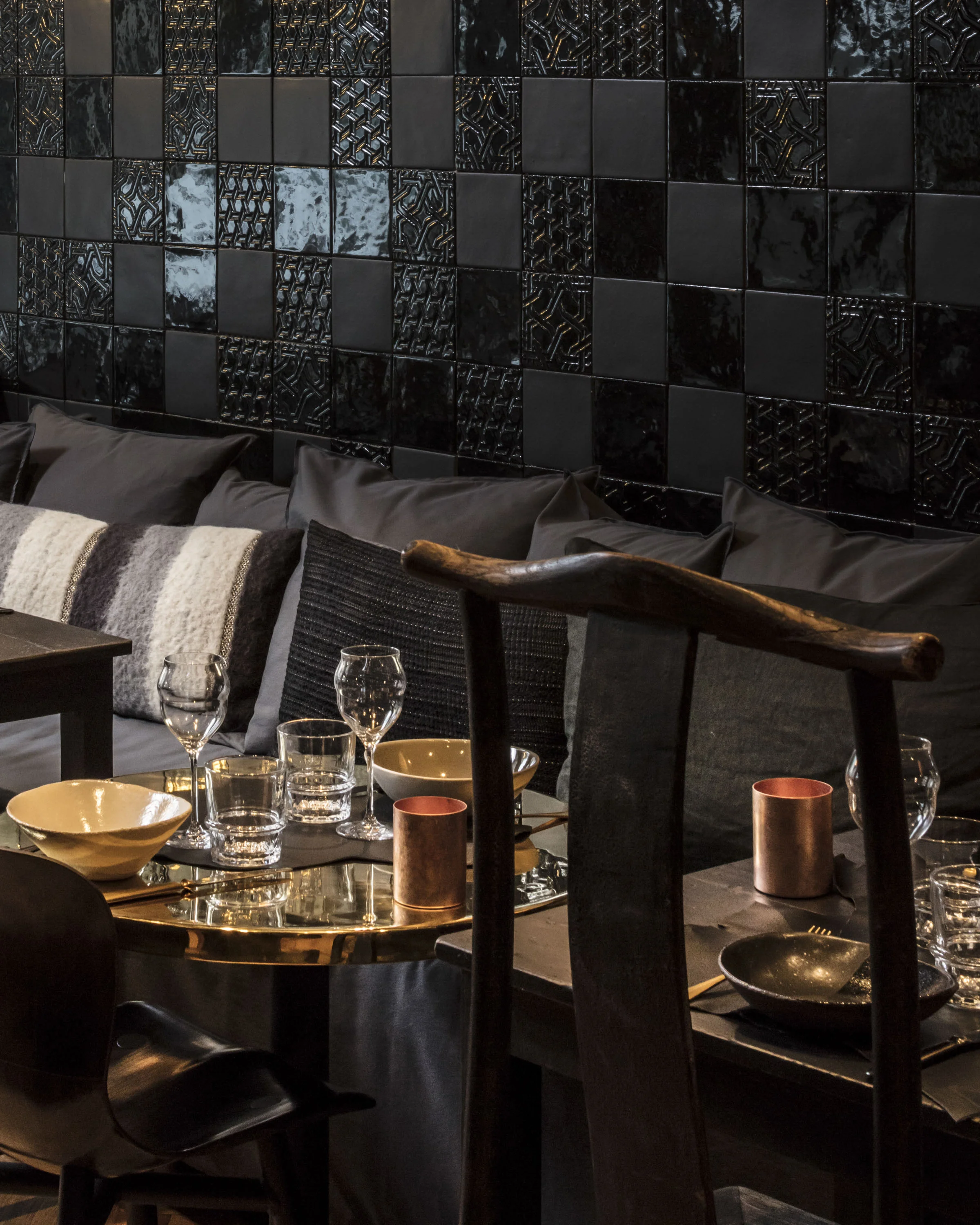 SHOWROOM MAISON HAND A30.JPG