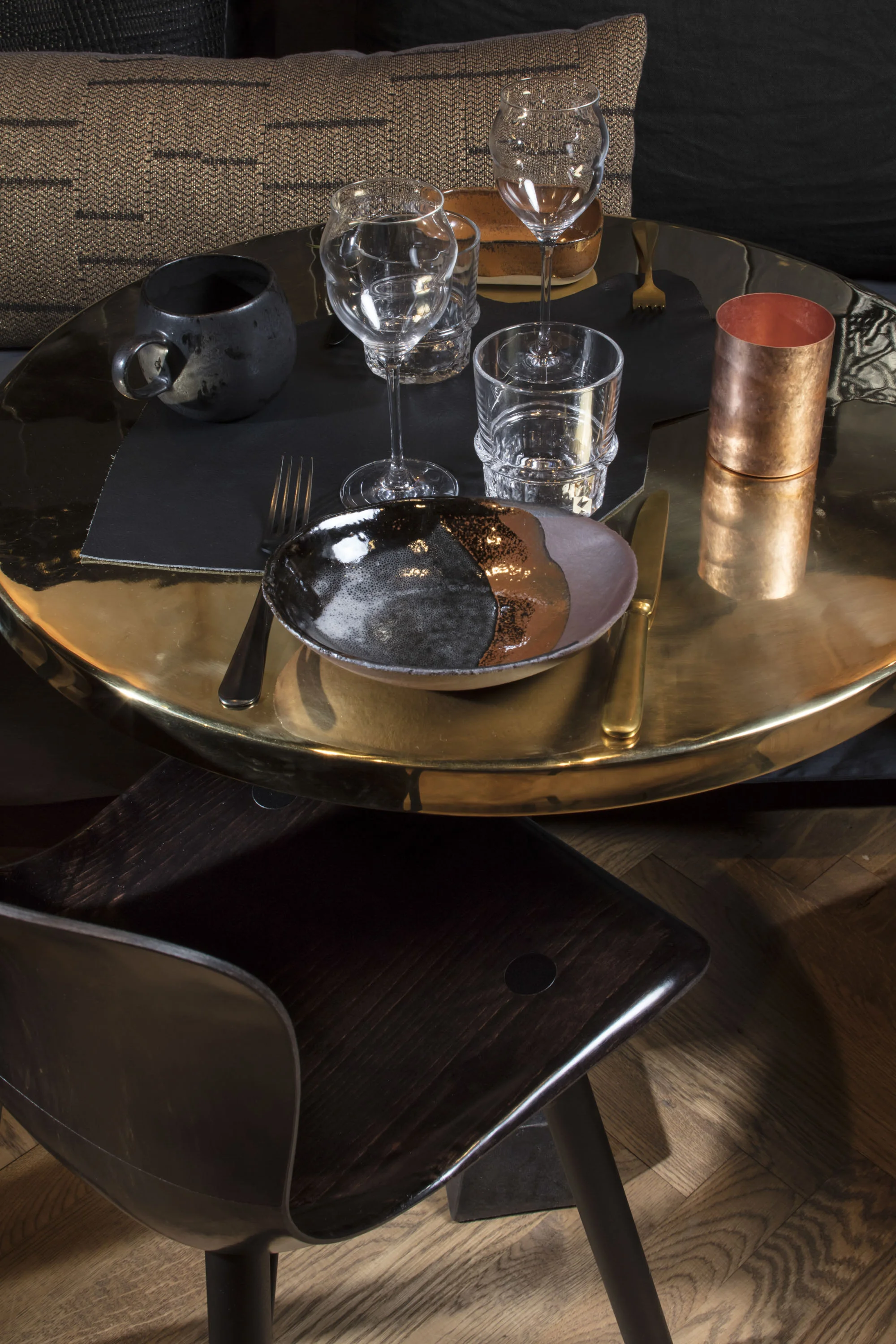 SHOWROOM MAISON HAND A50.JPG