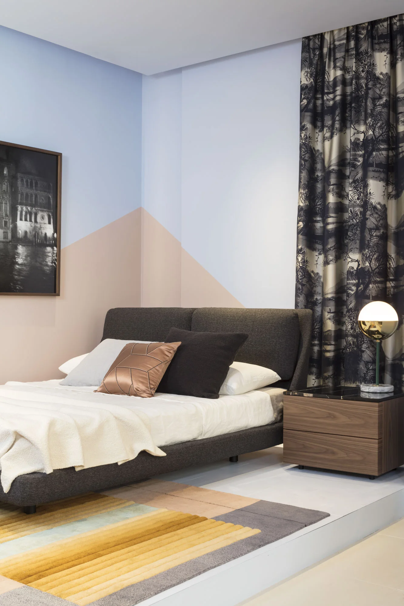 INSIDE BEDROOM A2.JPG