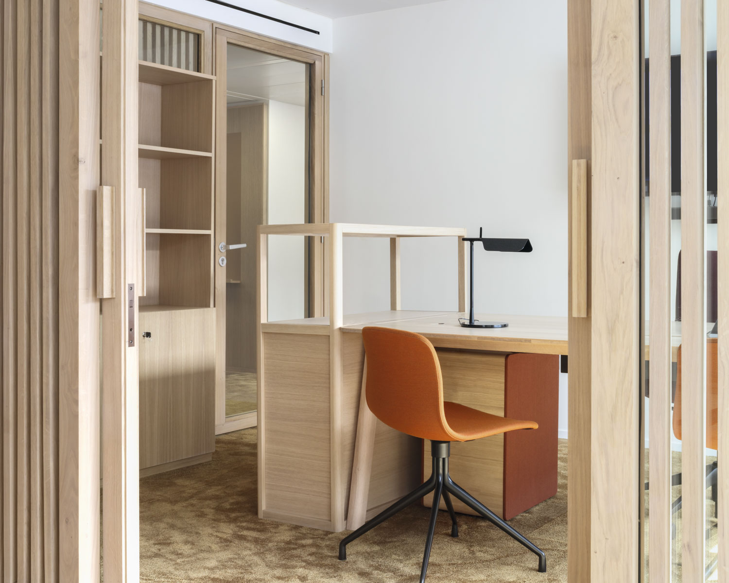 HERMES BUREAUX 6-2.JPG