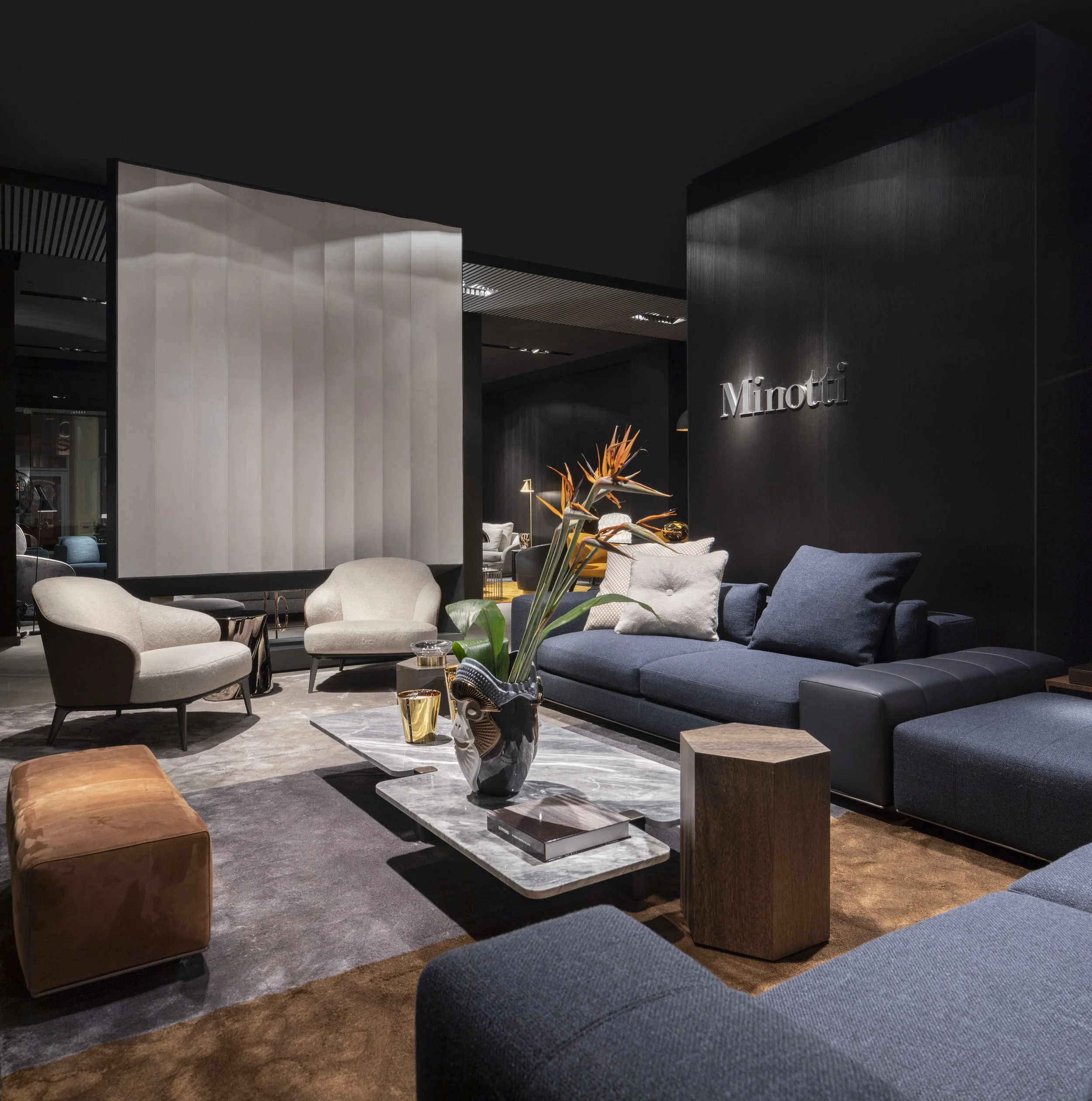 MHD - MINOTTI A14.JPG