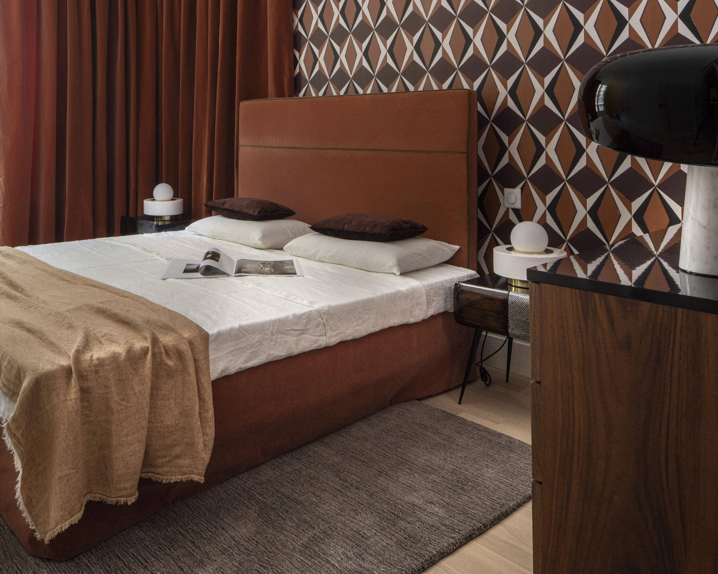 RUE RAYNOUARD E4.JPG