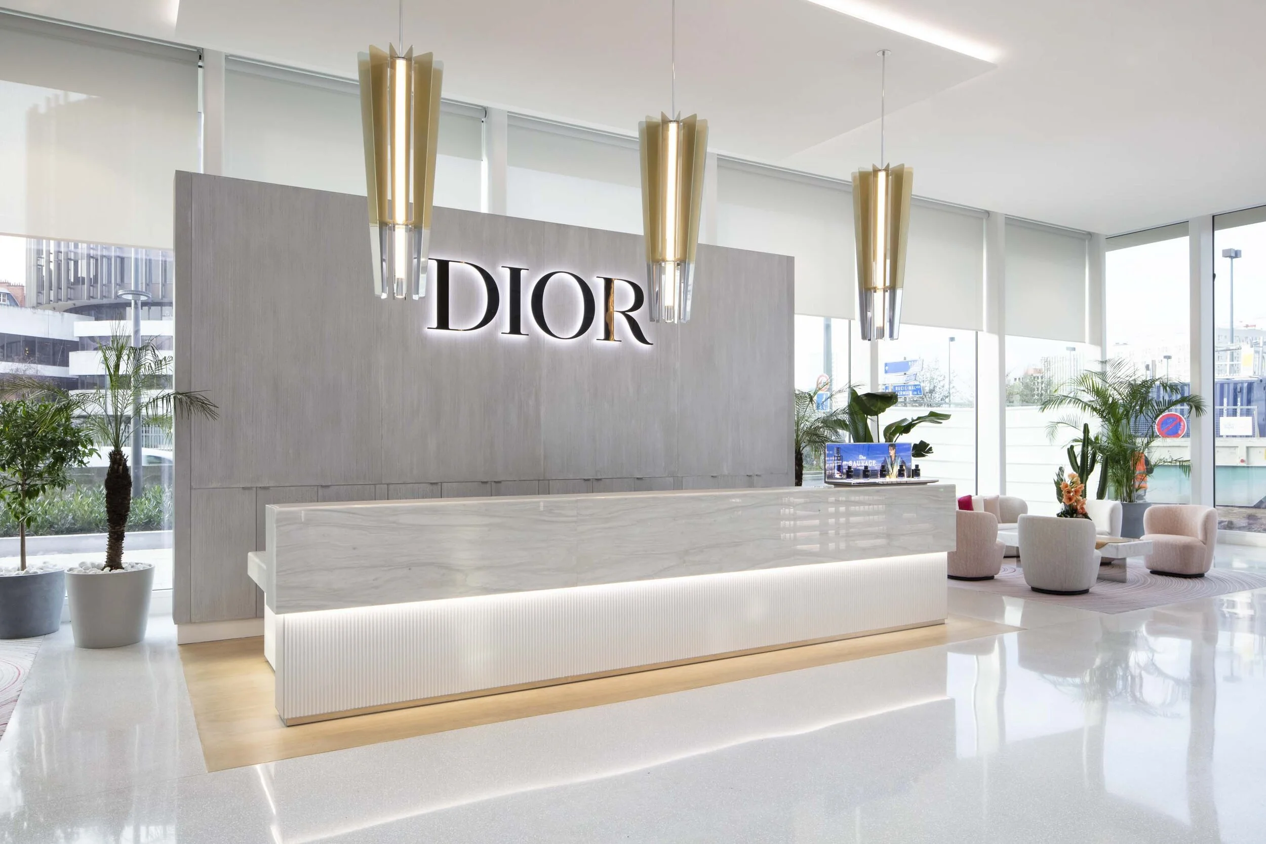 DIOR LOBBY A10.JPG