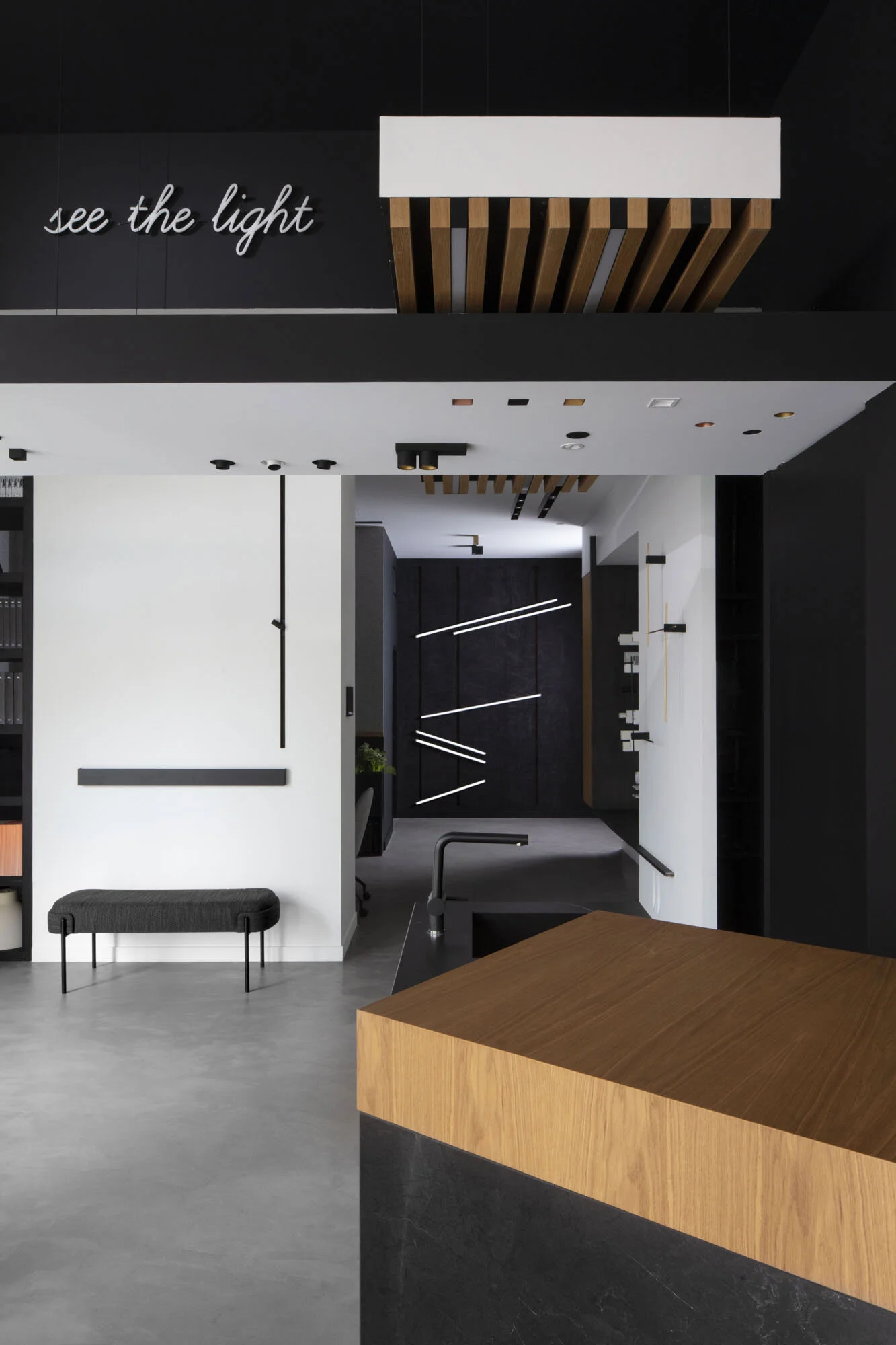 XAL see the light // SHOWROOM LYON — image maker
