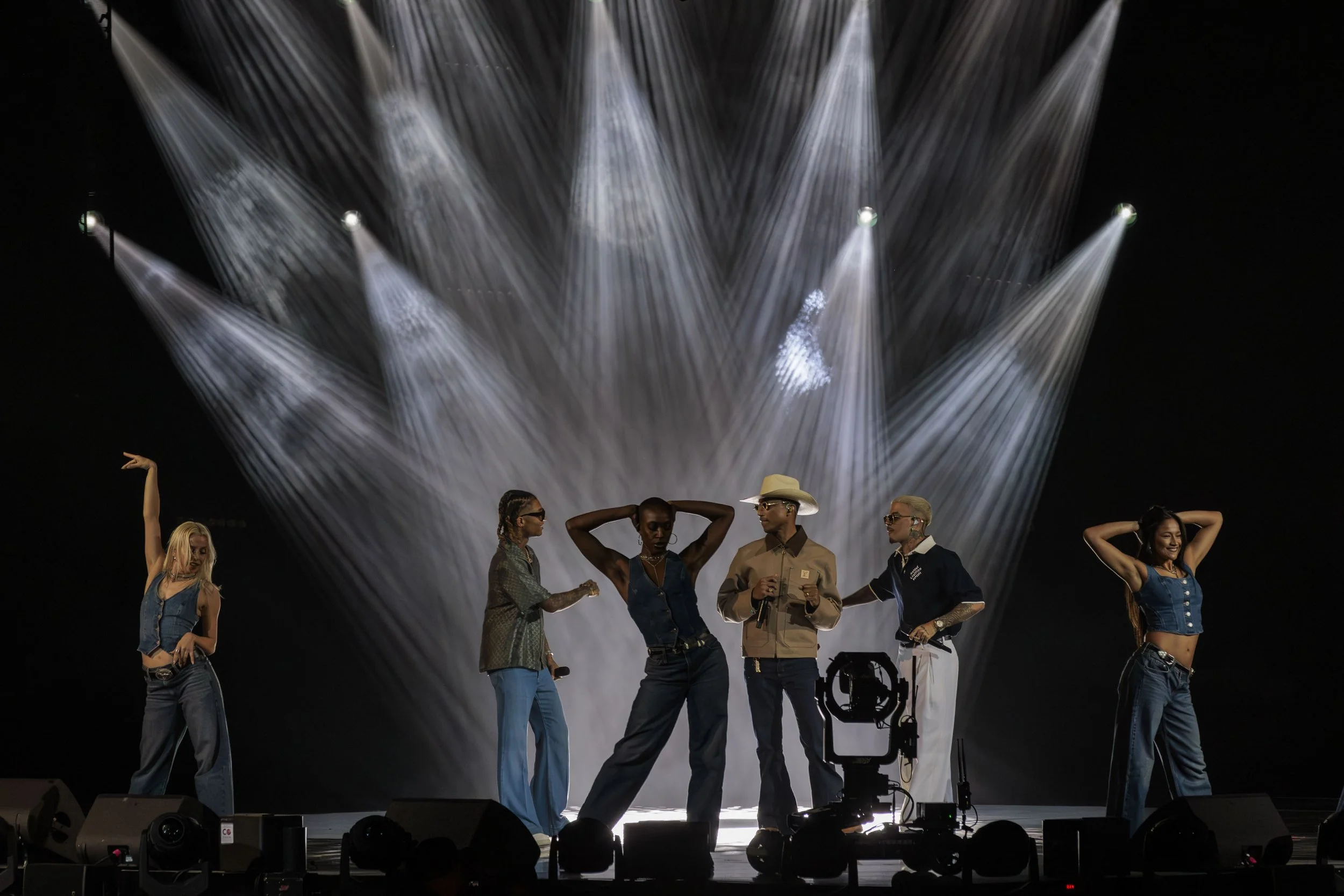 PHARRELL WILLIAMS
