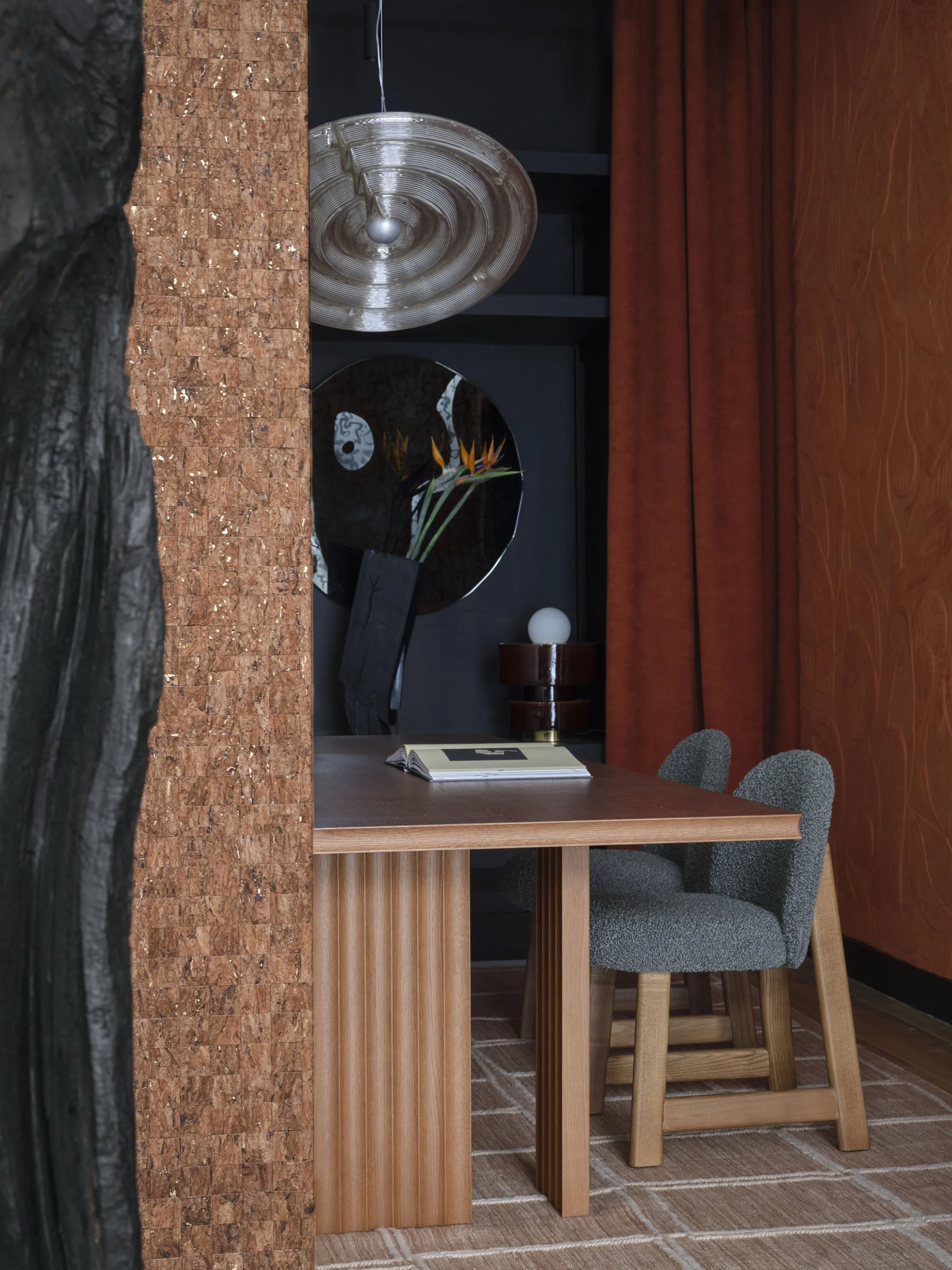 INSIDE GALLERY4776.JPG