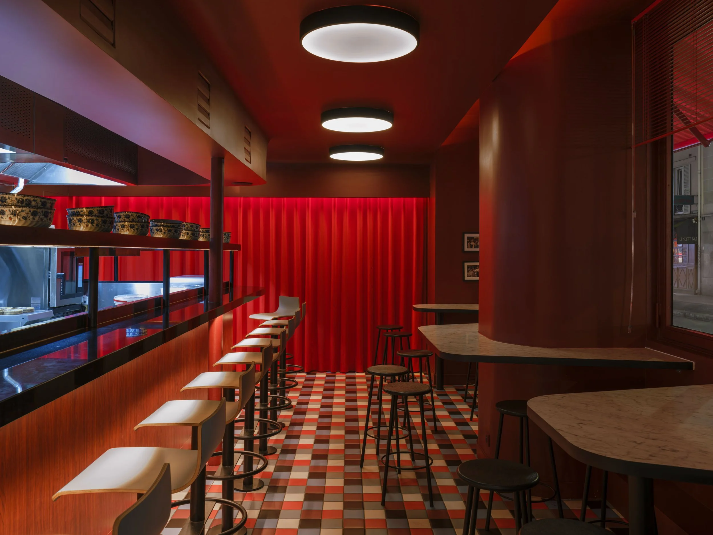 59 MR CHOW  BY REGIS BOTTA _ PIX G.GRASSETMR CHOW RESTAURANT PARIS BY REGIS BOTTA PIX G.GRASSET.jpg