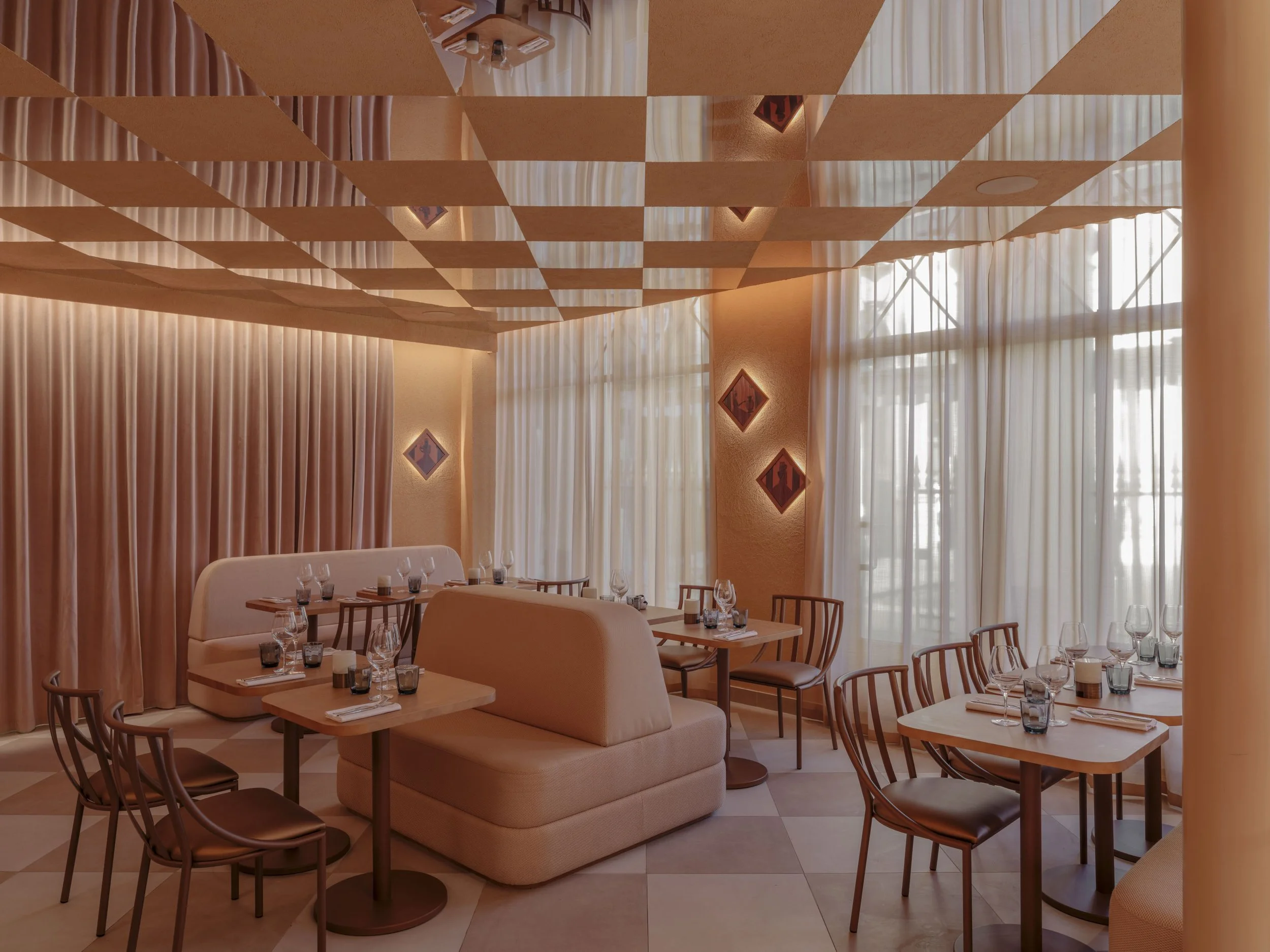 7THALIE-028090326 COPY.jpg