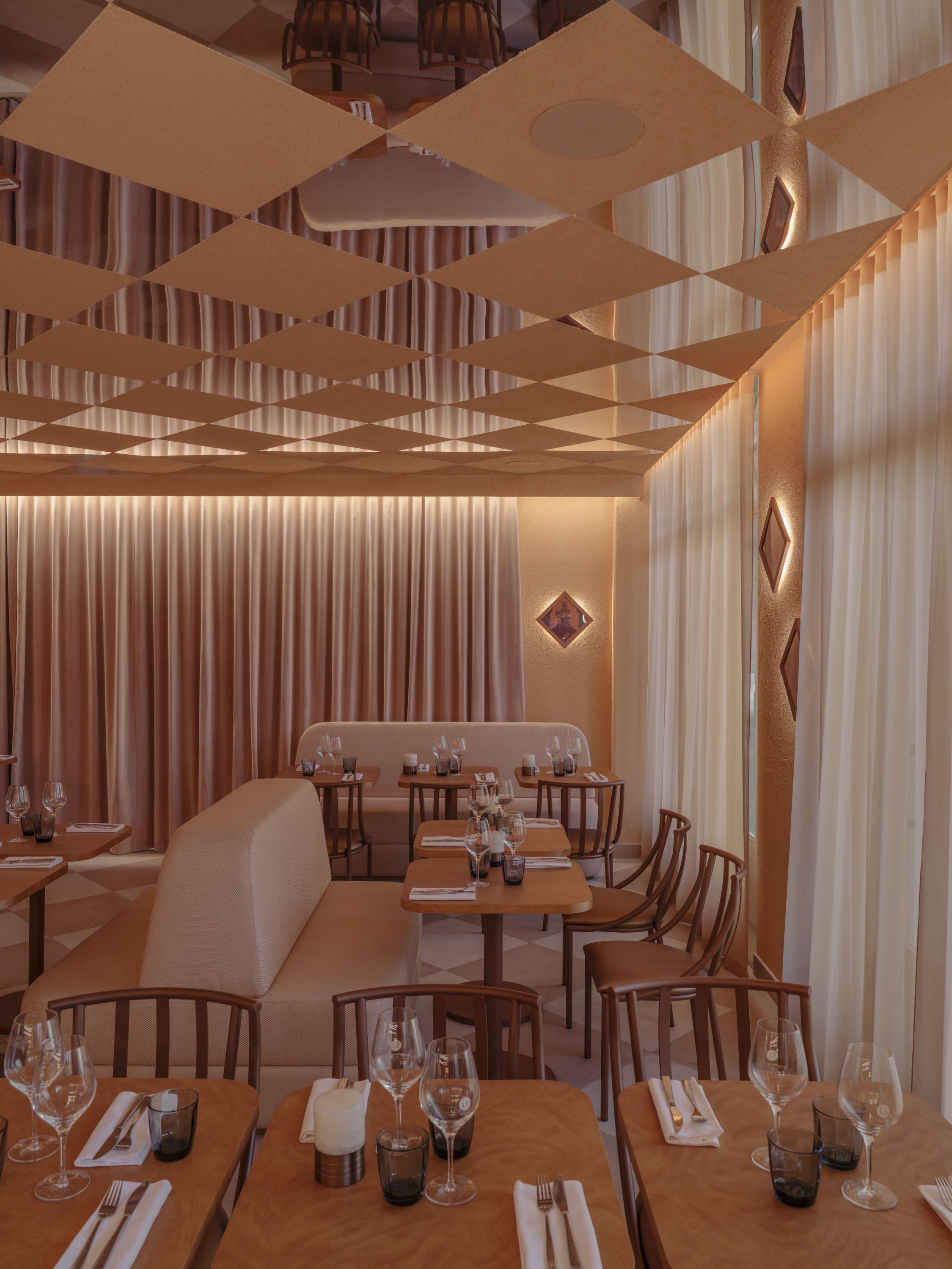 9THALIE-052090326 COPY.jpg