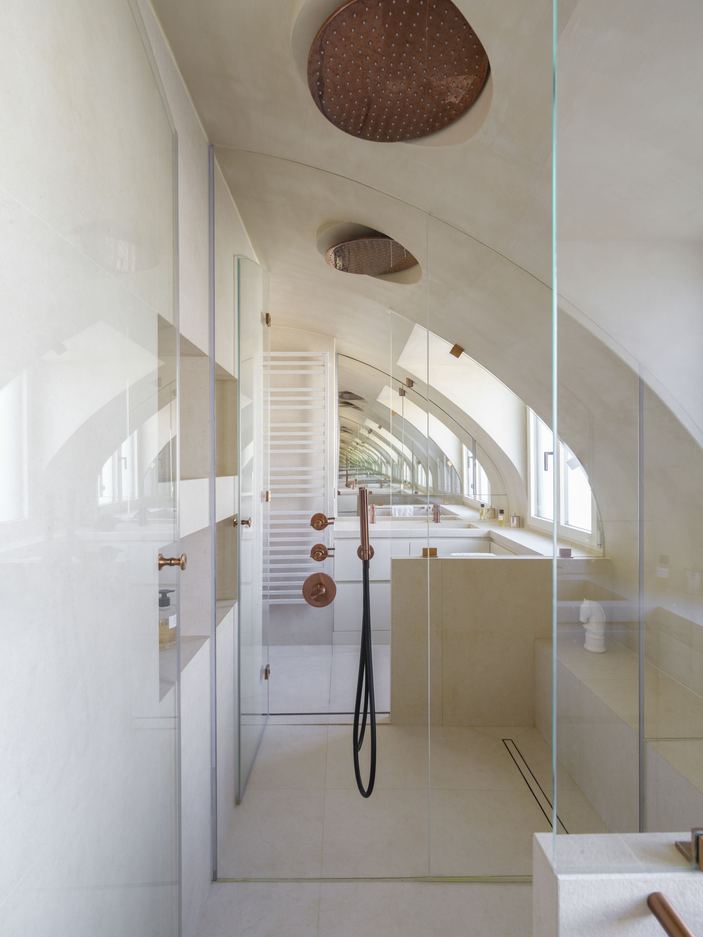 21 VINAIGRIERS _ REGIS BOTTA©G.GRASSET.jpg