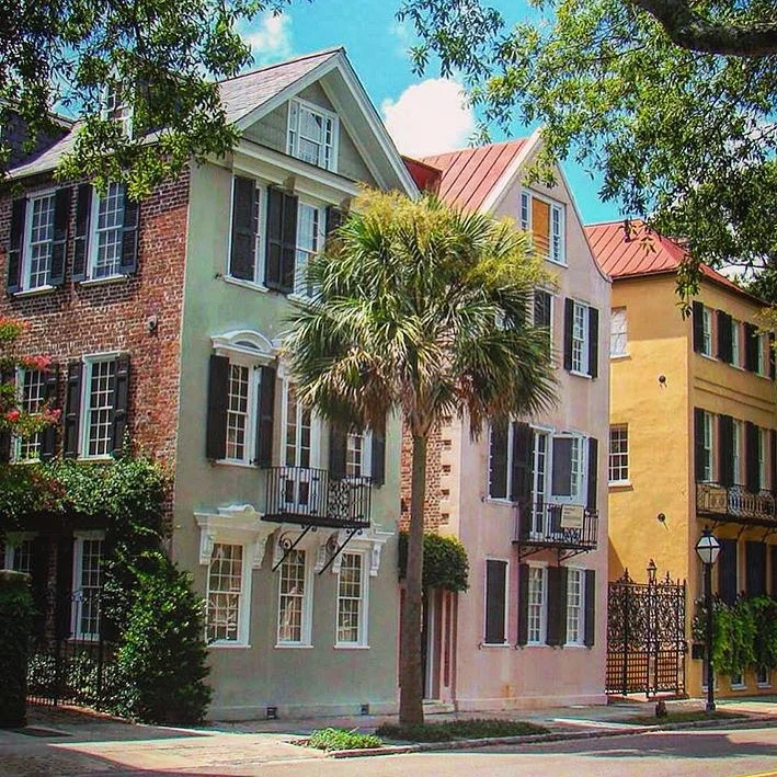 Top Ten Charleston Instagram Accounts: View Edition