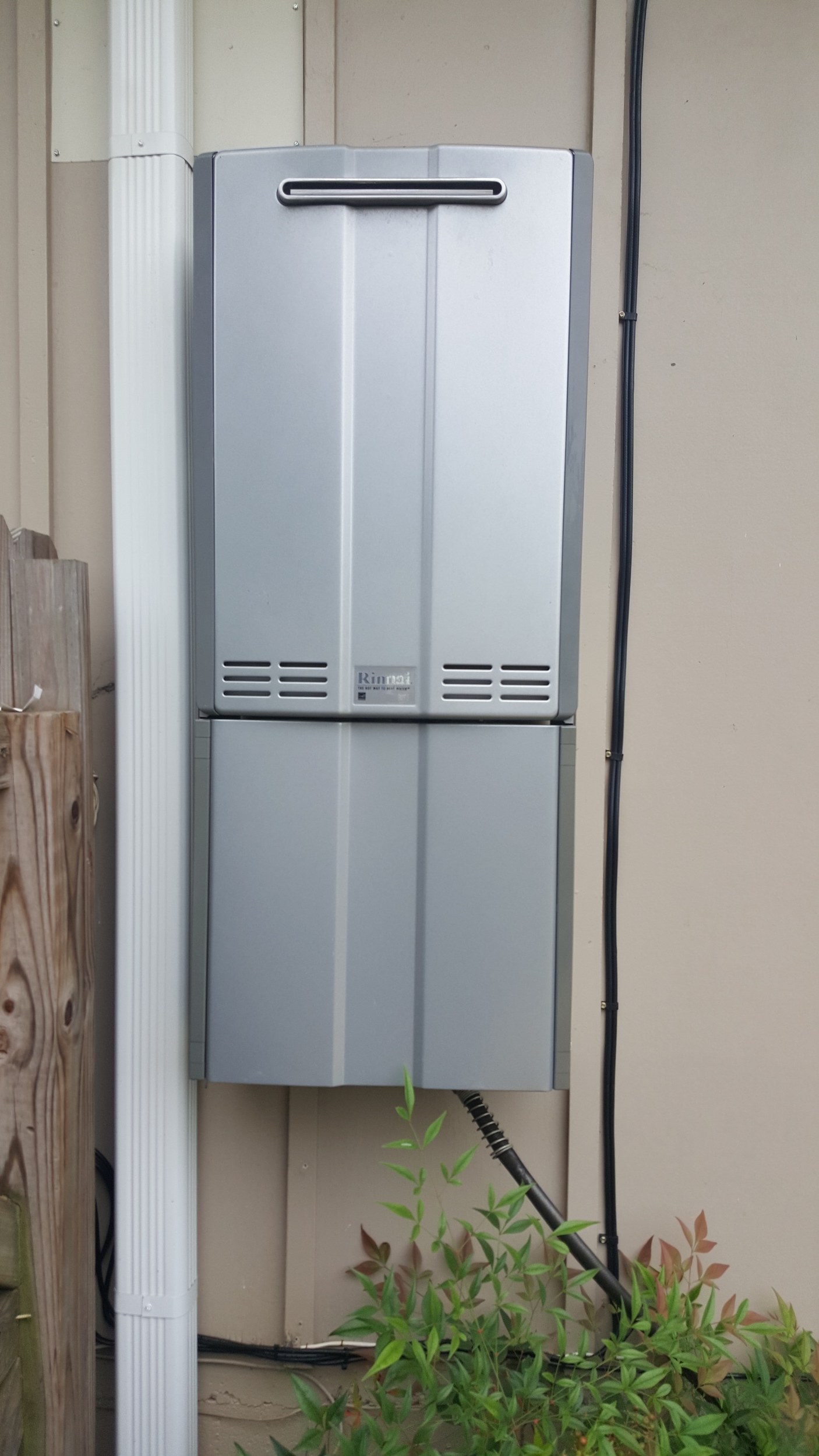 Rinnai Tankless water system