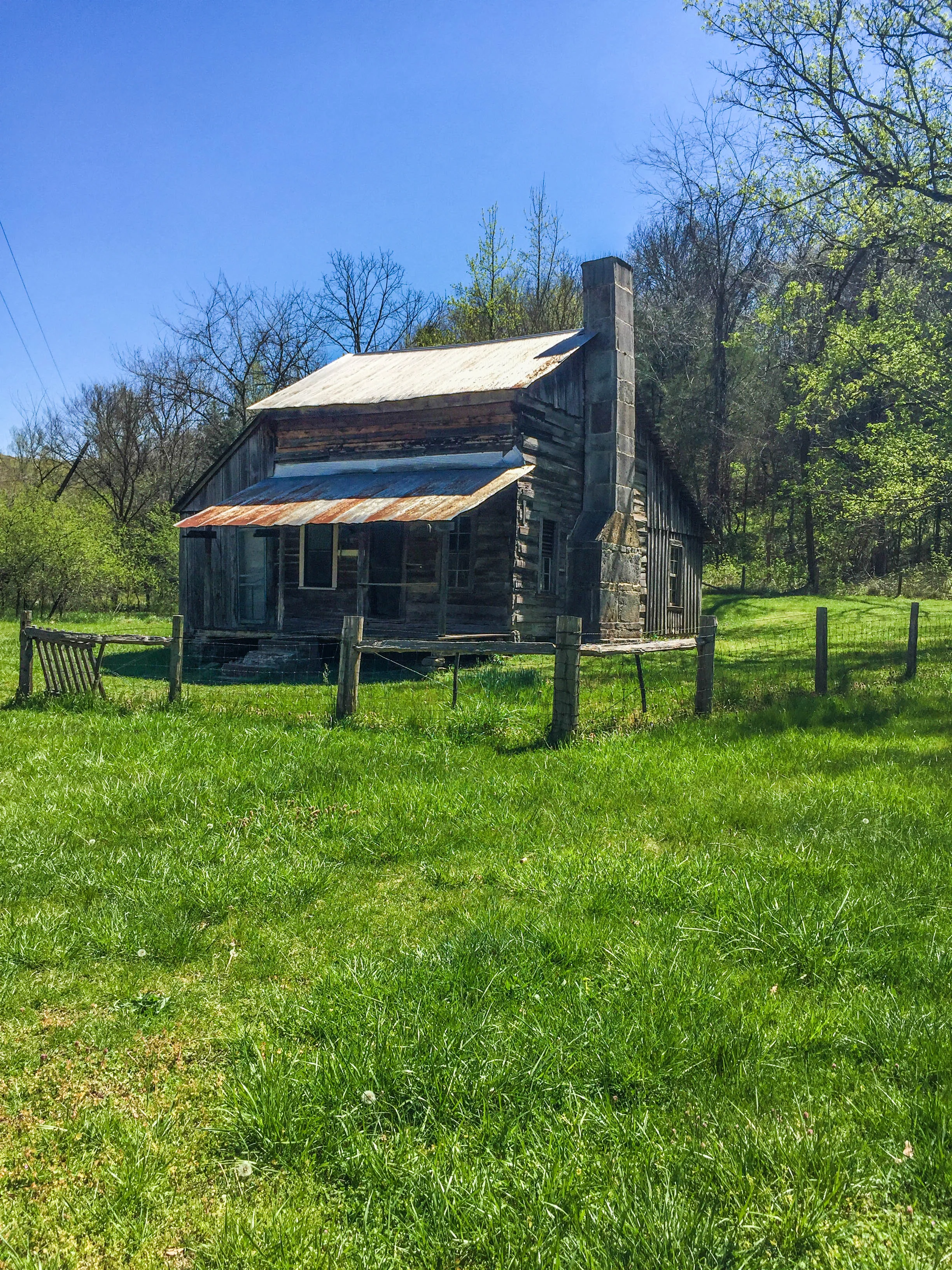 In addition to the natural wonders along the Buffalo River, backpackers can also see cabins from the days of the pioneers, like Slatey Place.