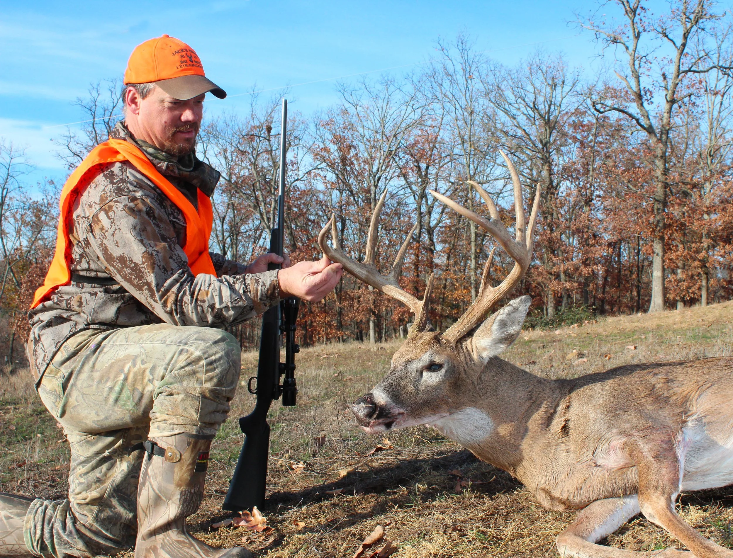 In Pursuit of White Tailed Deer Fall 2016 — Arkansas Wild