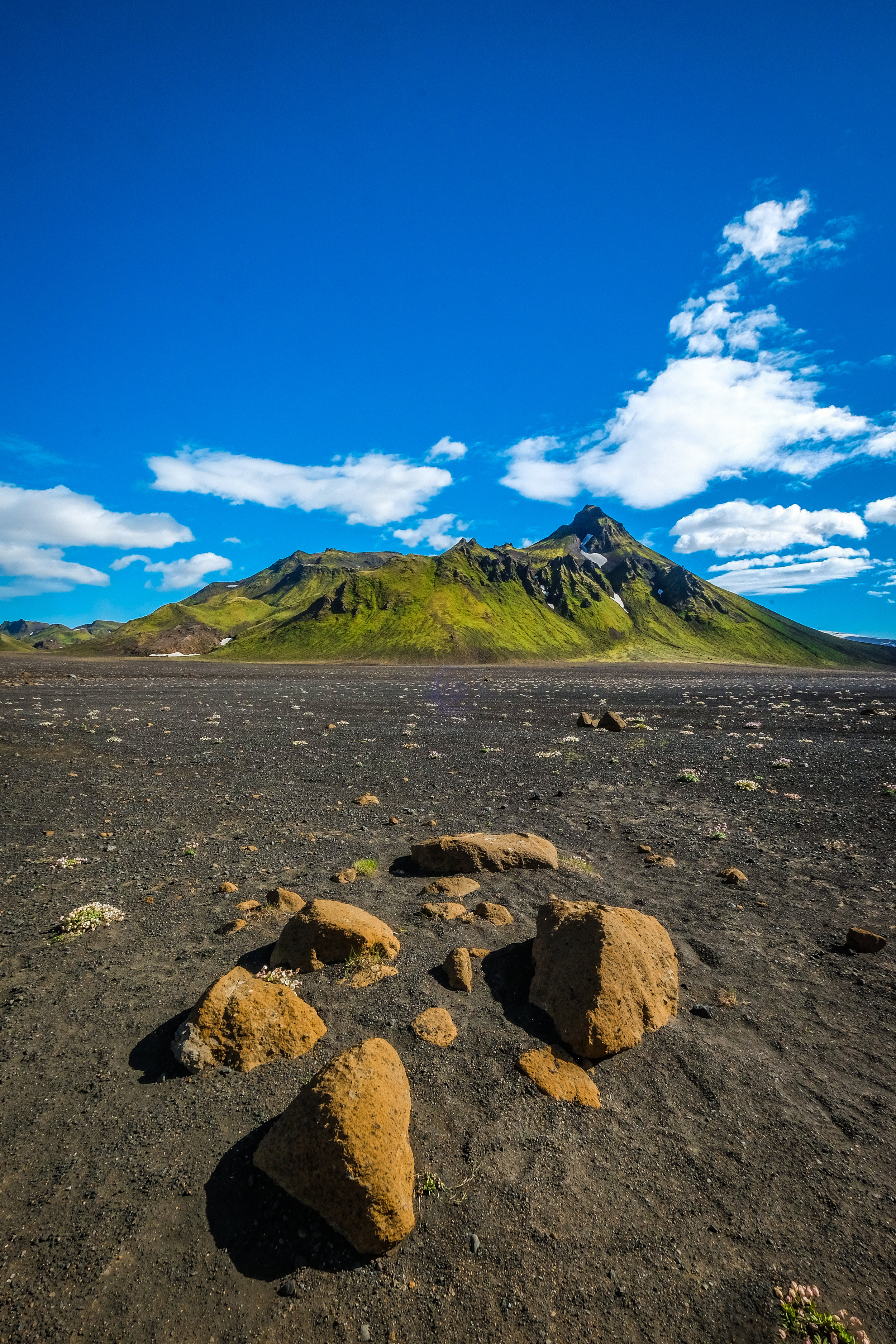 LAUGAVEGUR 3-6661 copy.jpg