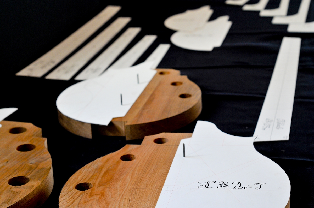 Forms and Patterns for the Dué (two-point) Mandolin Family, based on the geometry of Cremonese violins and the Stradivari materials in Cremona, Italy.