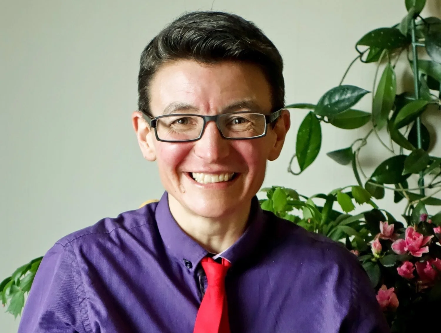 Food Psych #135: Body Respect, Weight-Inclusive Care, and Health at Every Size with Lucy Aphramor