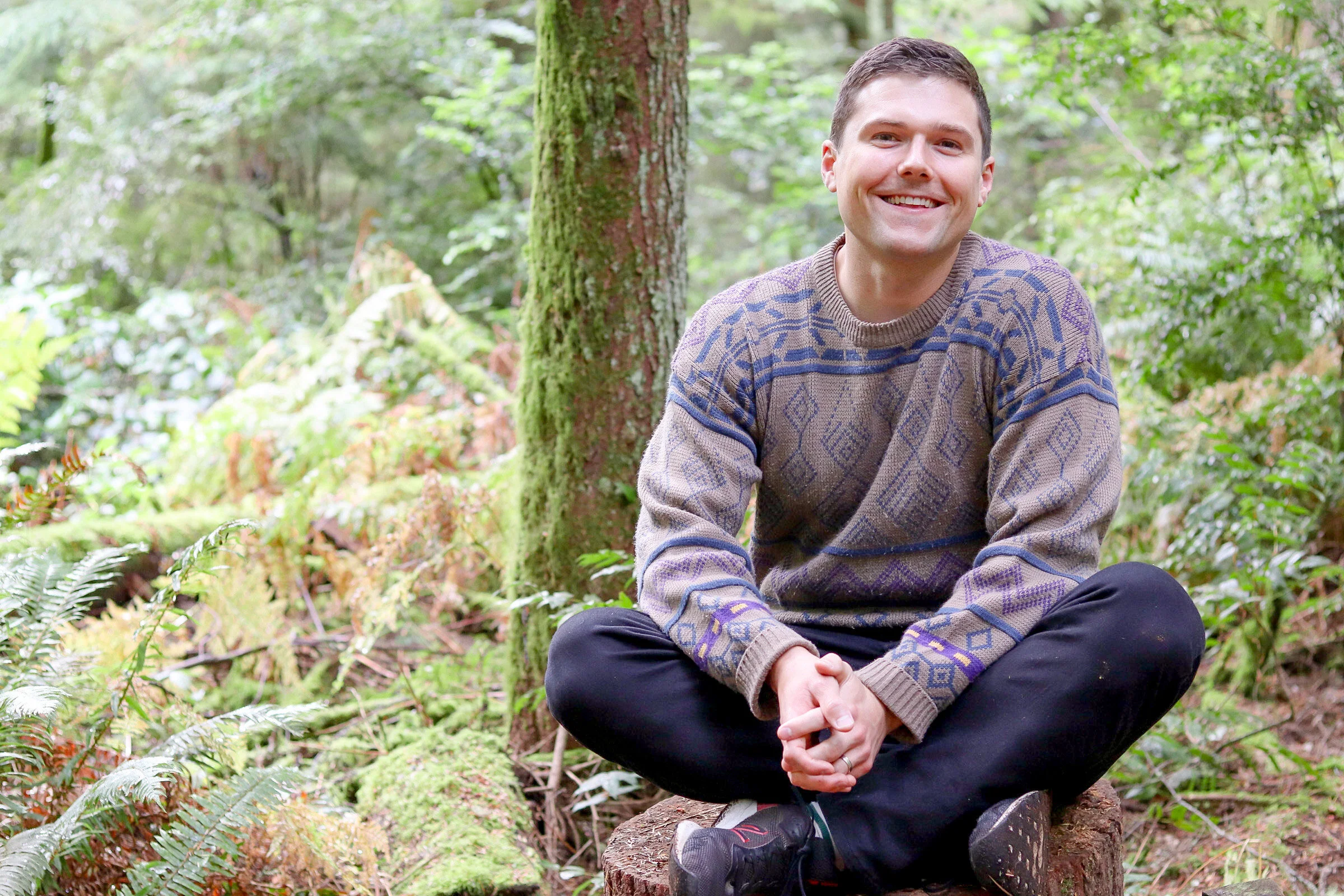 Food Psych ﻿#273: Diet Culture in the Church, and Challenging Body Ideals in Gay and Queer Communities with Kent Thomas