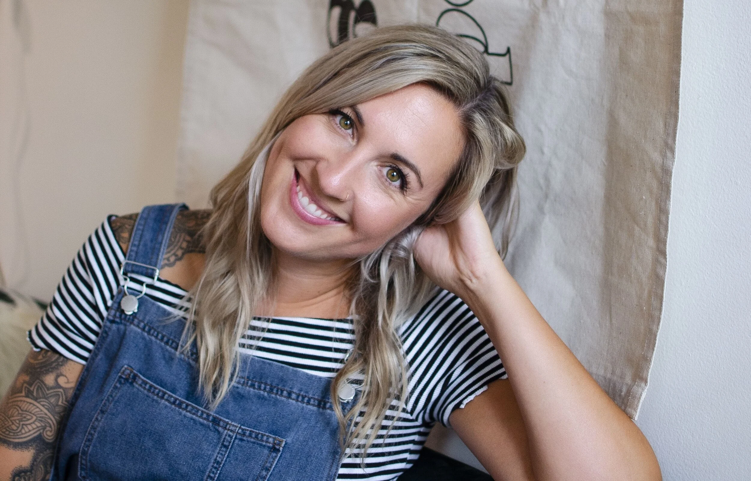 Food Psych ﻿#274: Getting Your Period Back, Healing from the Wellness Diet, and the First-Diet Trap with Lu Uhrich