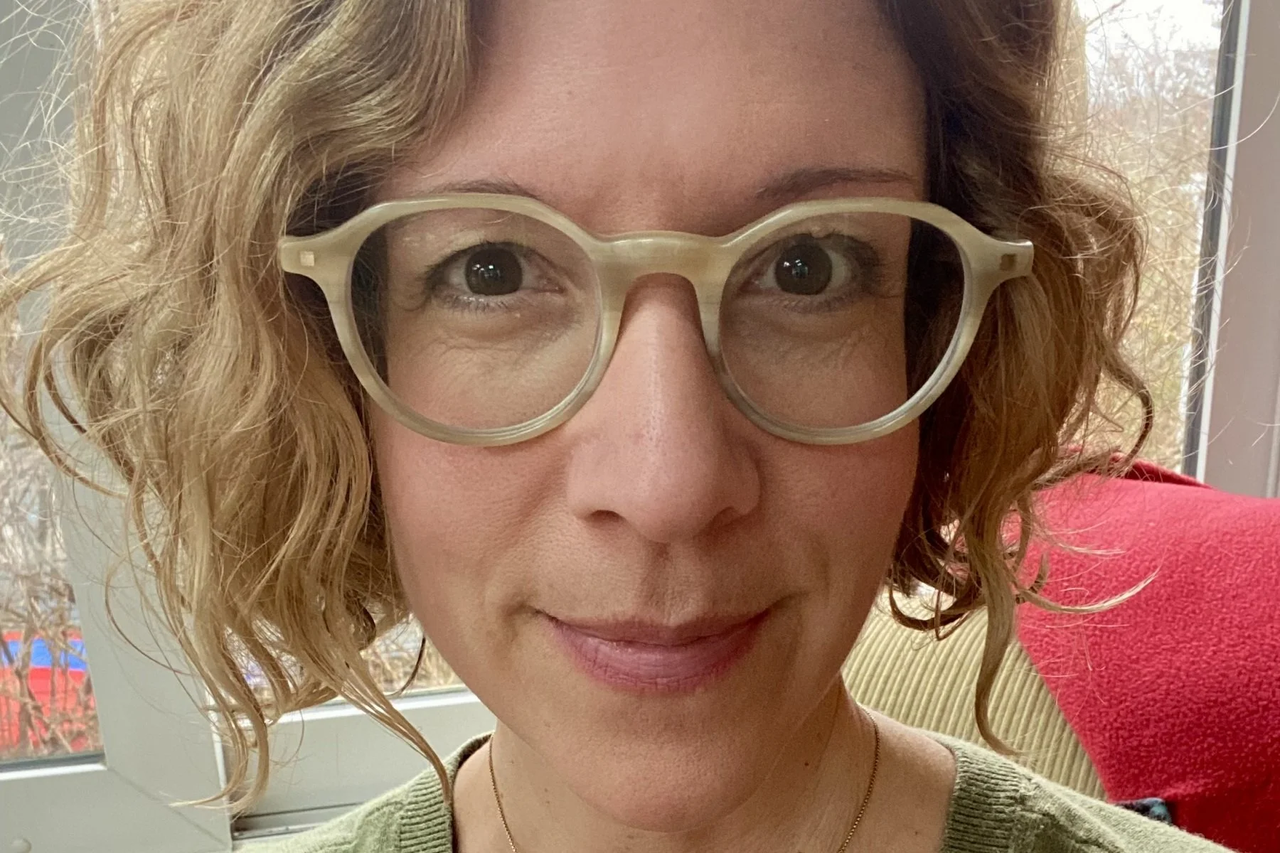 Food Psych #322: From Picky Eating to Peace with Food: Feeding Kids with Heidi Schauster