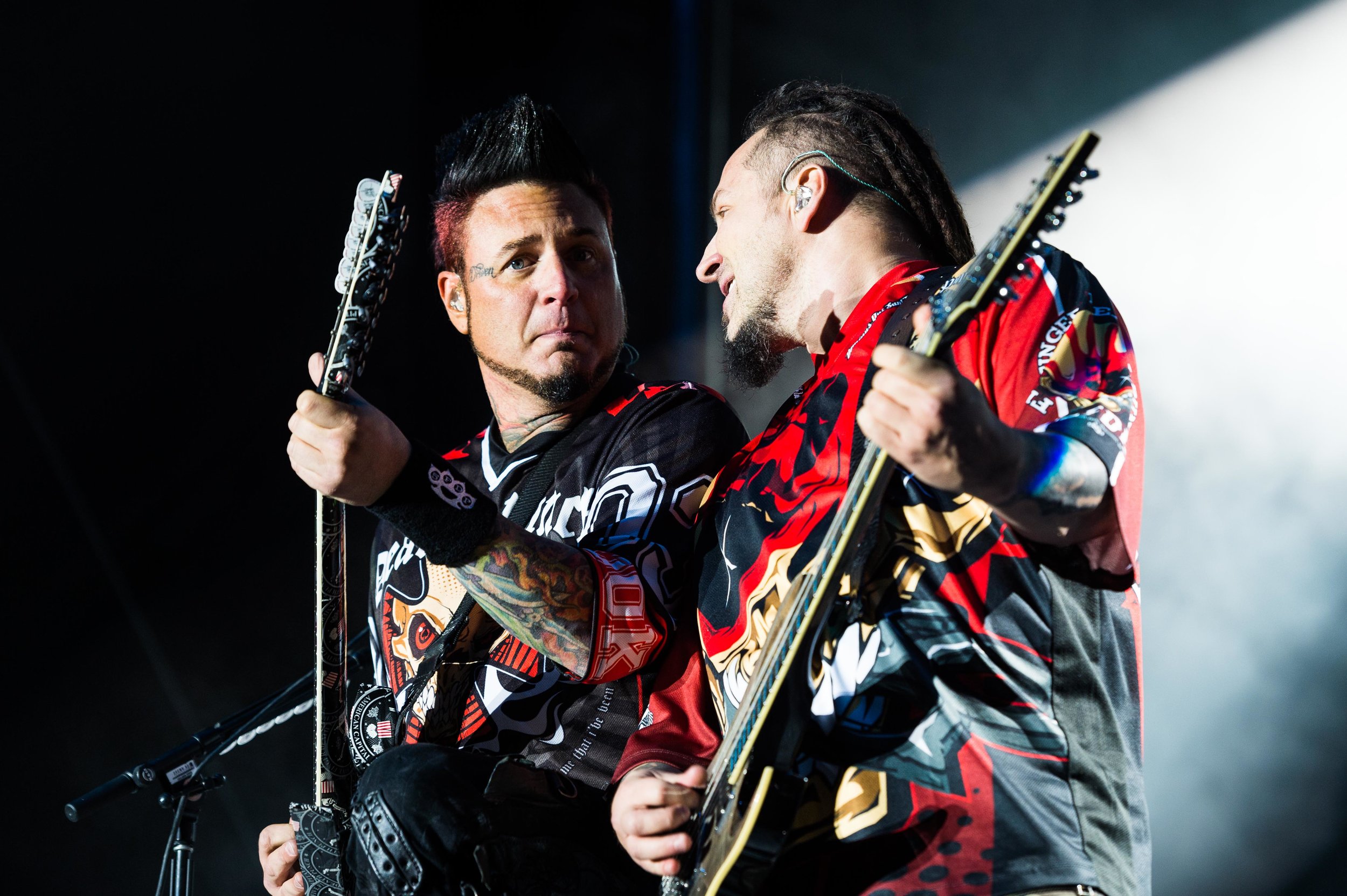 Five Finger Death Punch Sep 30 2017-29.jpg