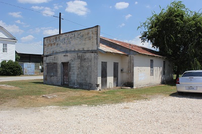 Abandoned_Building,_Blessing,_Texas_smaller.jpg