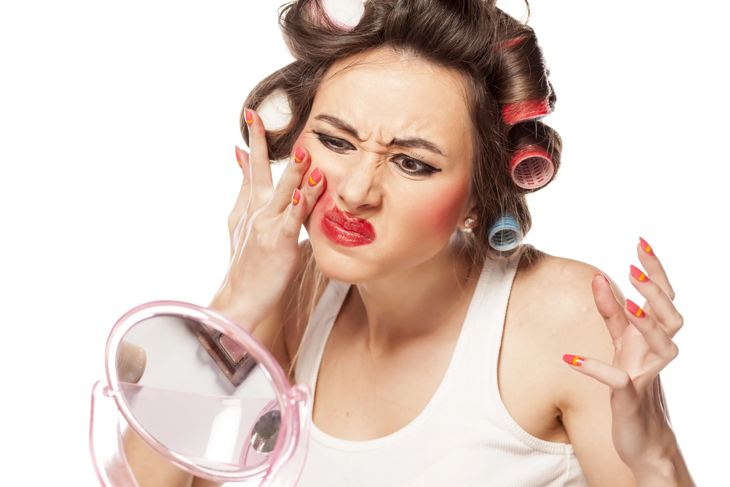 how do you become a makeup artist.jpg