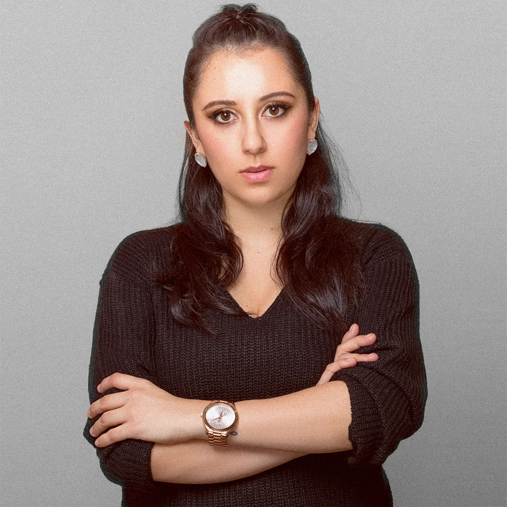 SUE CERVELIN headshot Online Makeup Academy.jpg