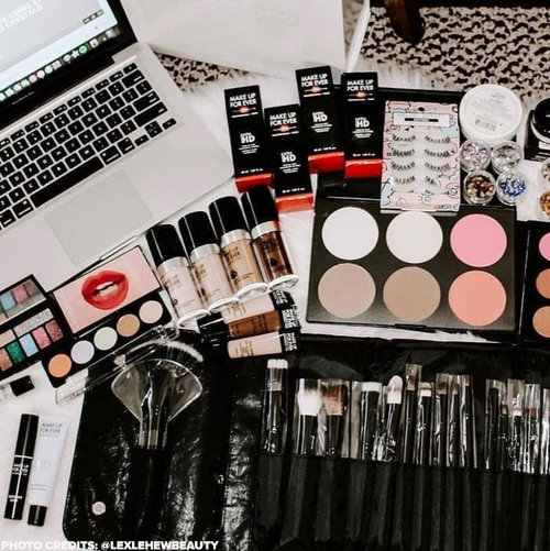 Makeup Kit 101: How to Build Practical Kit as a Makeup Artist