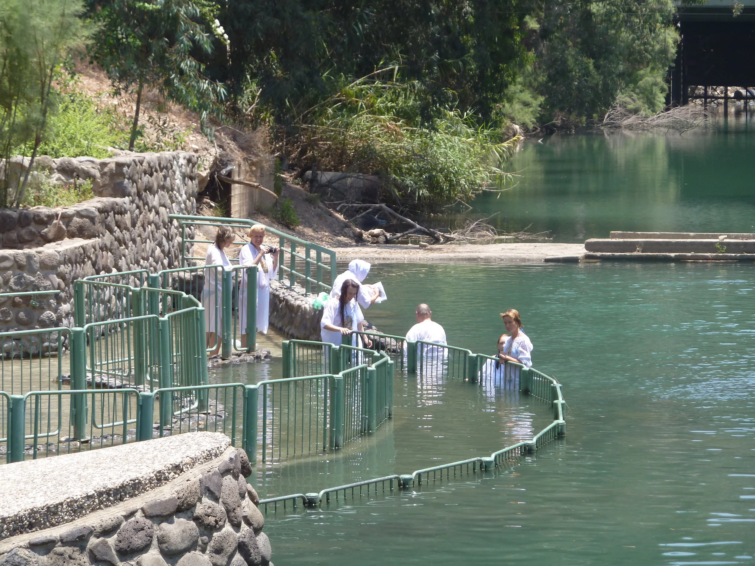 Baptism_in_Jordan_River-holy-land-tours.jpg