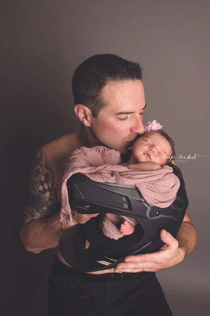 airdrie newborn photographer-lace-and-locket-photo--28.jpg