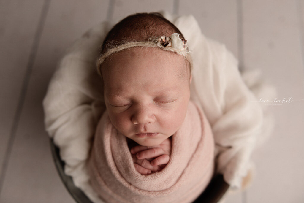 Lace & Locket Photo - Airdrie Newborn Photographer-13.jpg