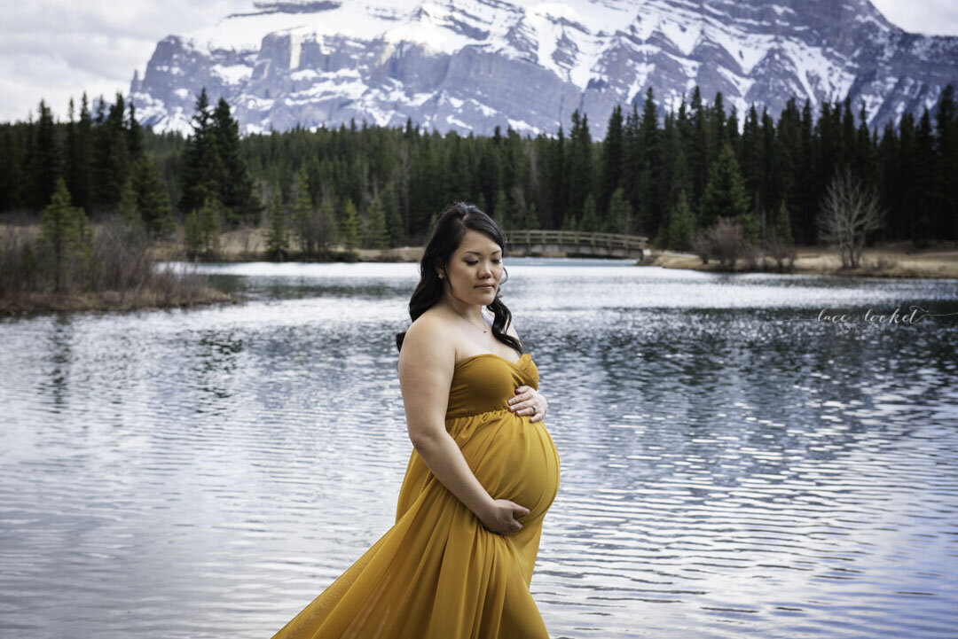 Lady M-Banff Mountain Maternity Photographer-Lace & Locket Photo-24.jpg