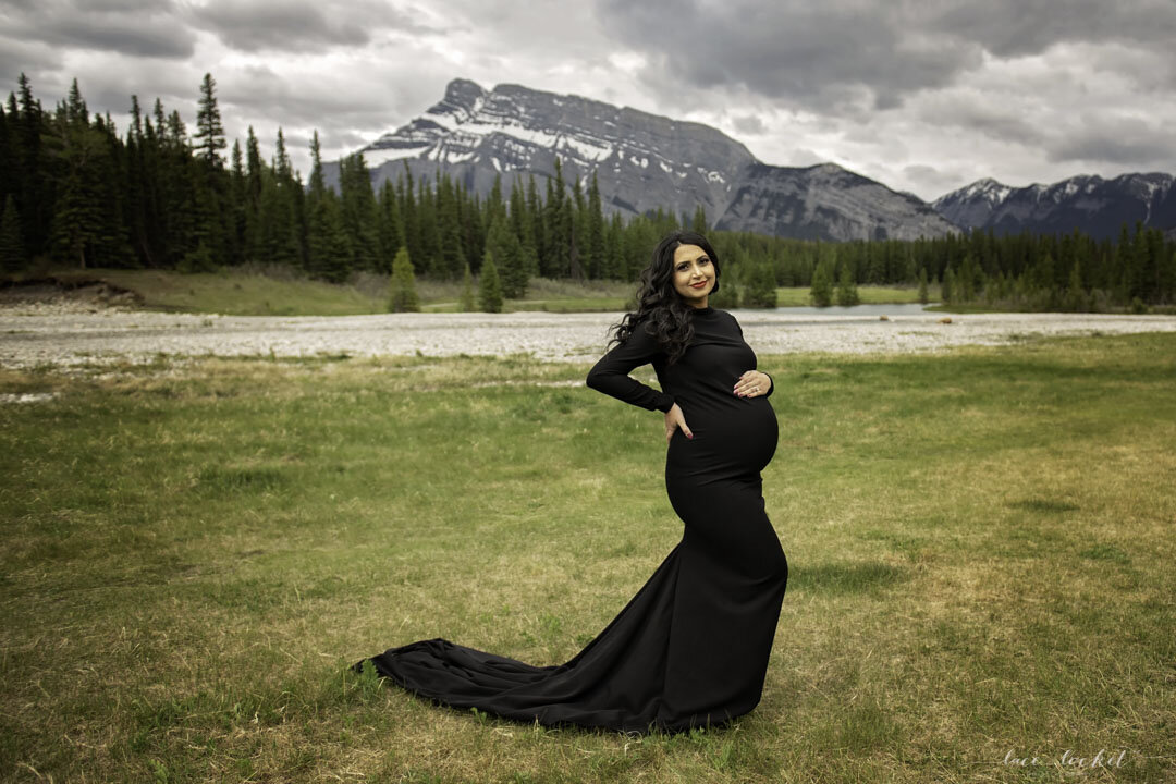 Beautiful Lady S - Banff Mountain Maternity Photographer - Lace & Locket Photo-3.jpg
