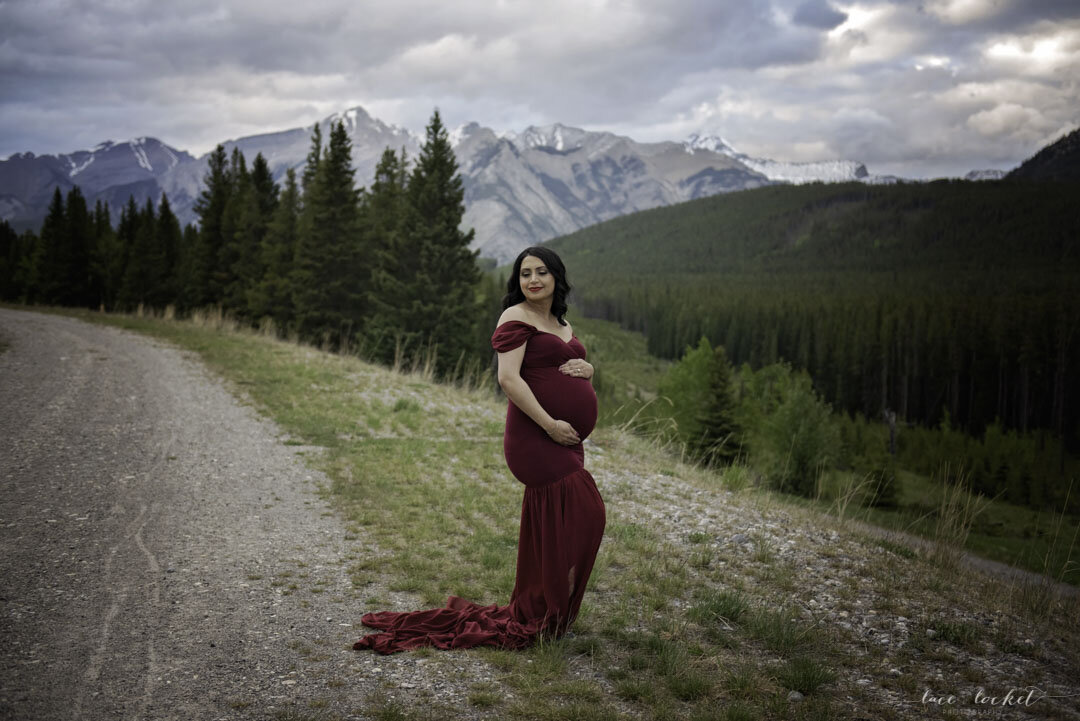 Beautiful Lady S - Banff Mountain Maternity Photographer - Lace & Locket Photo-54.jpg