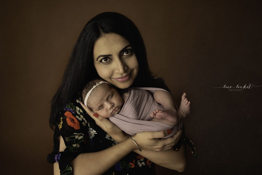 Calgary  Maternity Photographer-Lace and Locket Photo-3.jpg