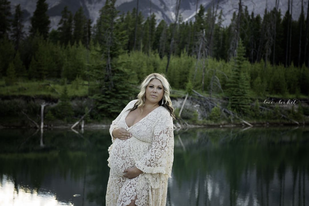 Mountain Maternity Photographer-Lace and Locket Photo-48.jpg