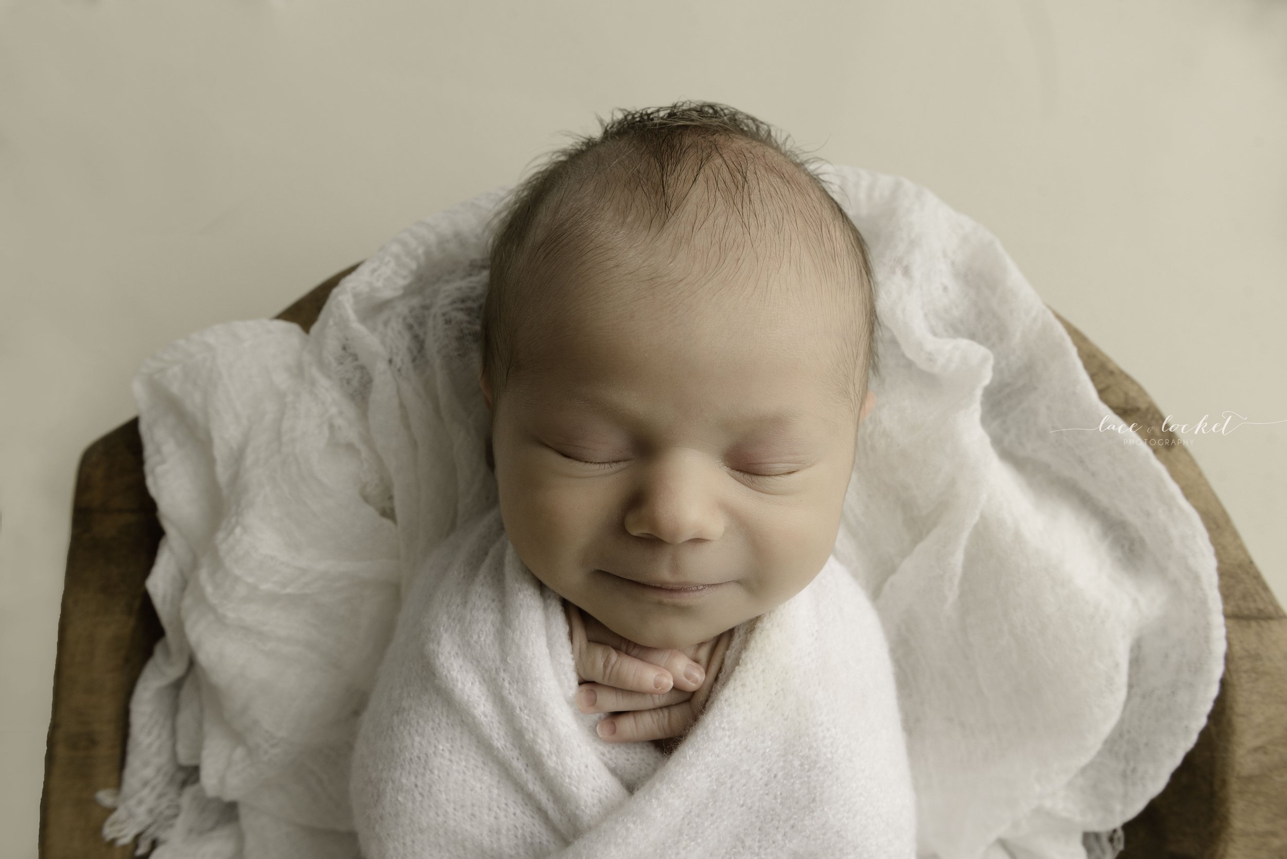 Calgary IVF Newborn Photographer-Lace & Locket Photo-9.jpg
