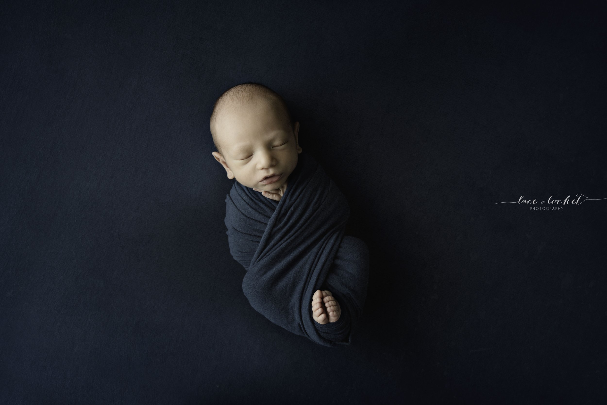 Airdrie Newborn  Photographer-Lace & Locket Photo-23.jpg