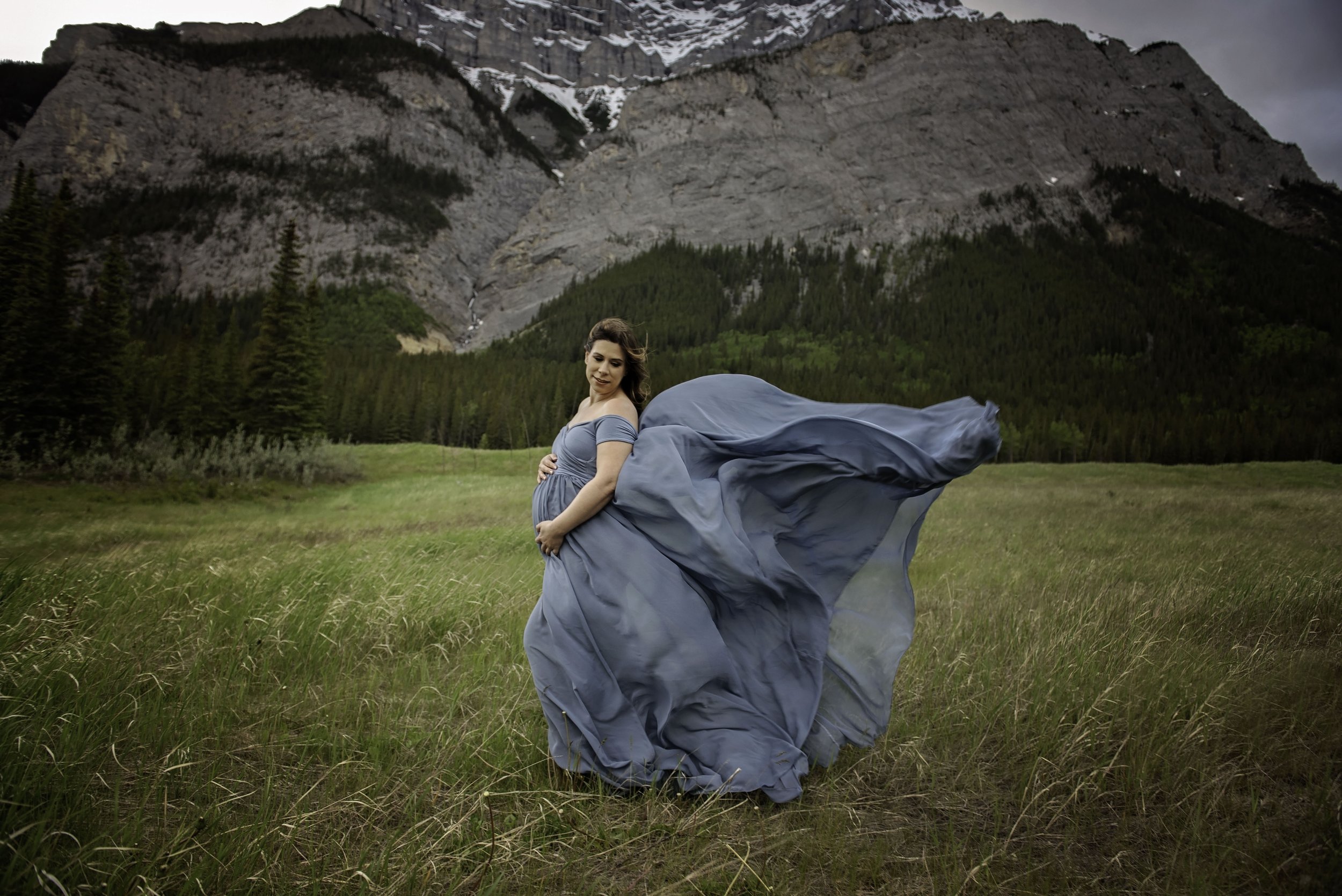 YYC Mountain Maternity Photographer-Lace & Locket Photo-31.jpg
